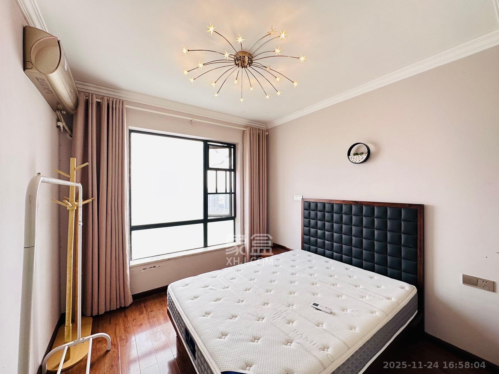 江河双水湾 4室2厅2卫 3500.0元/月 江河双水湾 4室2厅2卫 3500.0元/月室内图