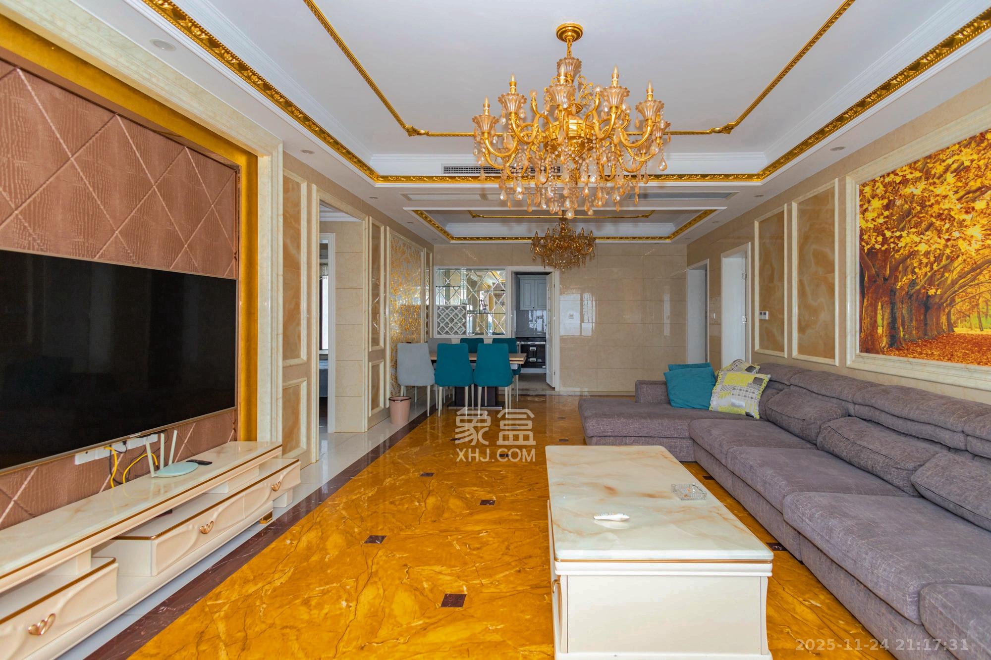 碧桂园威尼斯城 3室2厅2卫 108.0万 碧桂园威尼斯城 3室2厅2卫 108.0万客厅