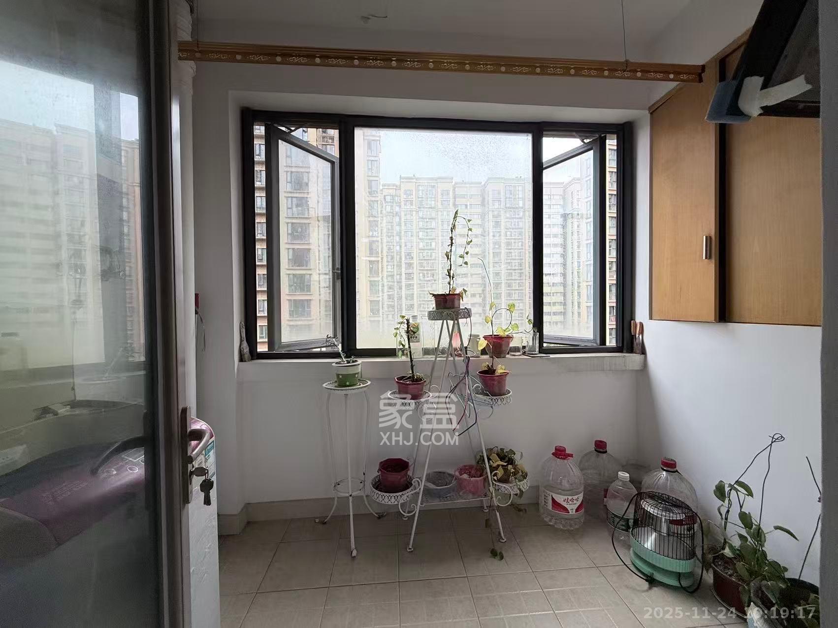 怡海星城 1室2厅1卫 1400.0元/月 怡海星城 1室2厅1卫 1400.0元/月室内图