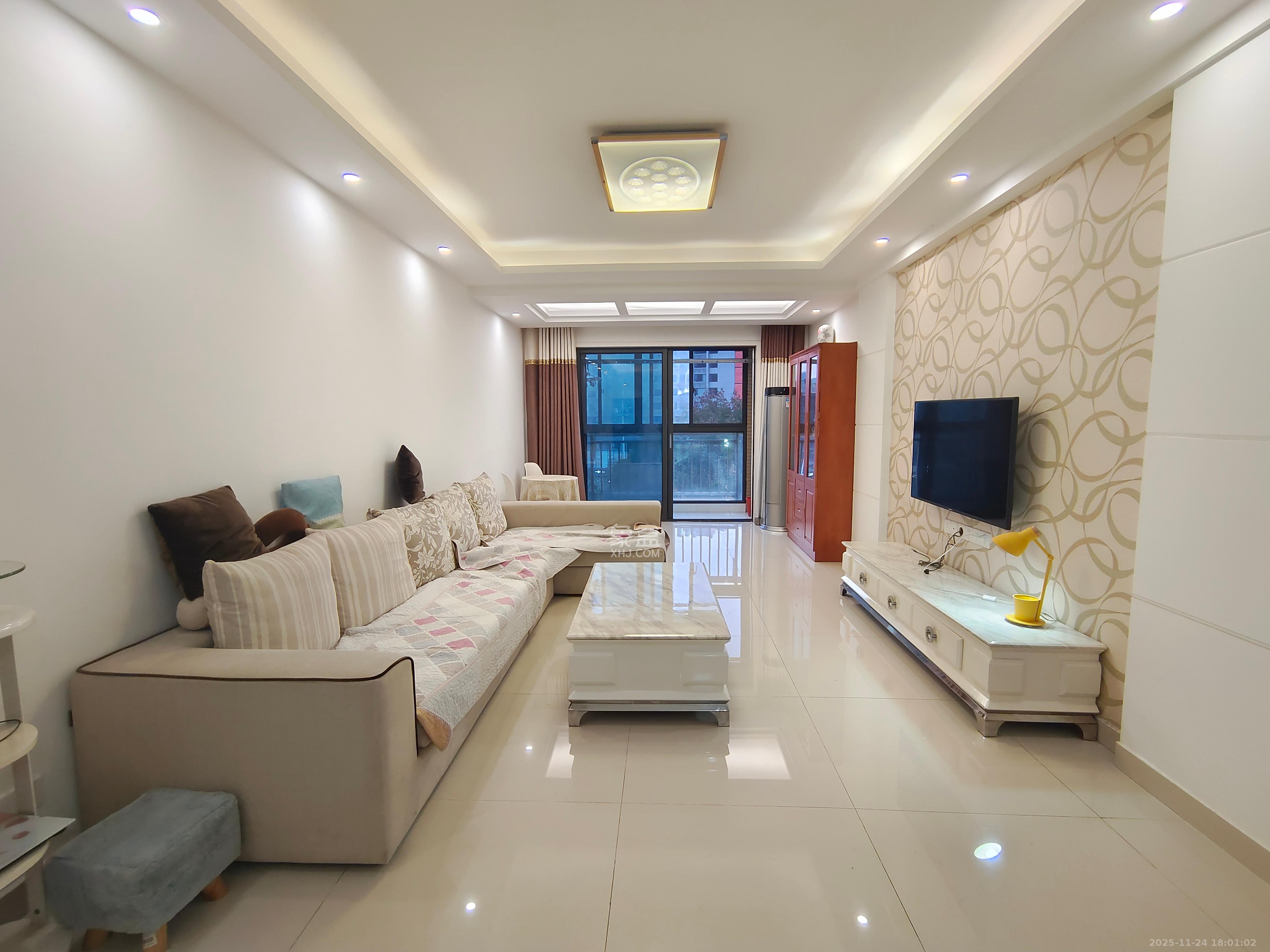 中一九骏（枫桥苑）  3室2厅1卫    2700.0元/月