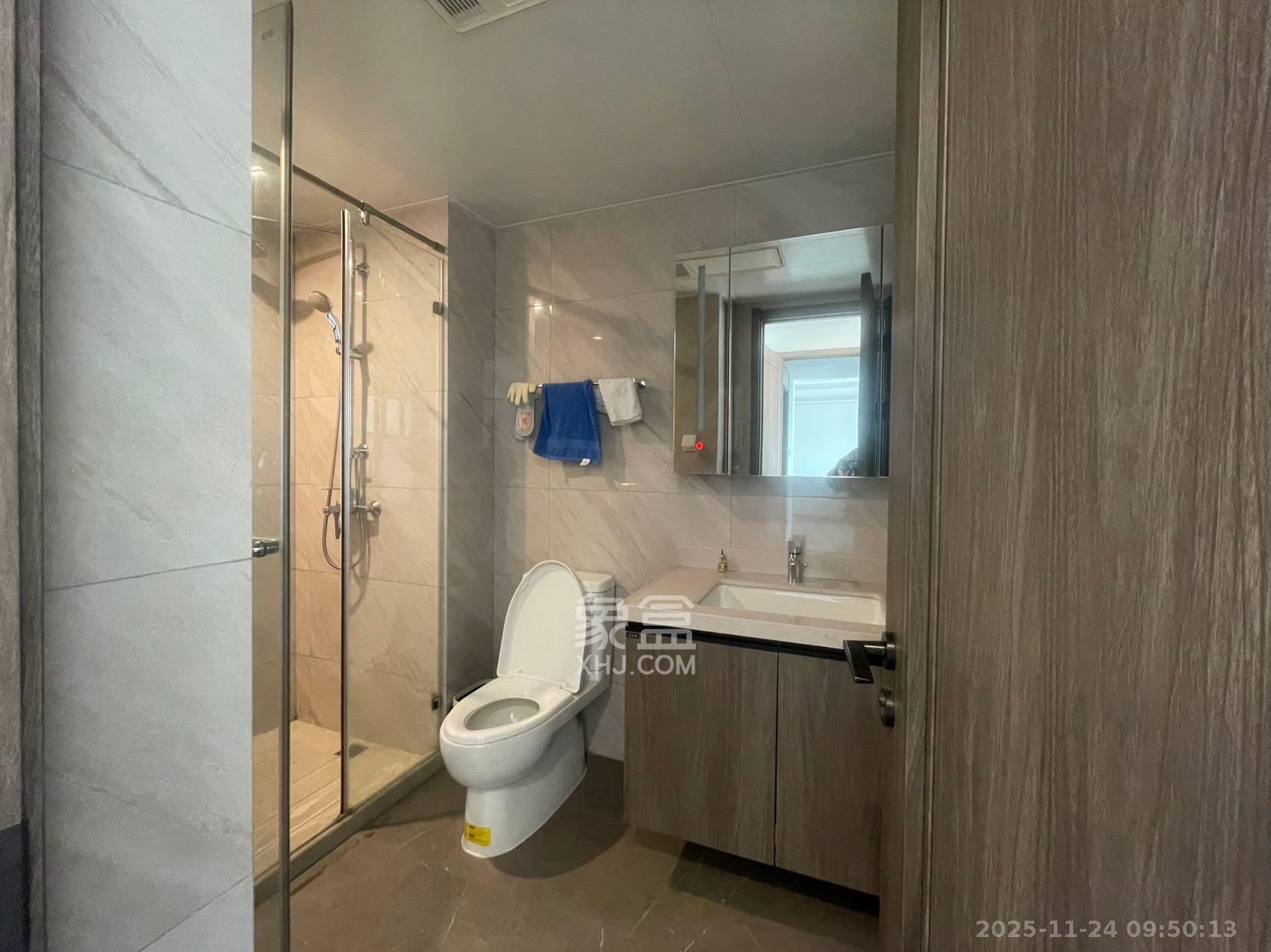 龙湖春江天玺 3室2厅1卫 4000.0元/月 龙湖春江天玺 3室2厅1卫 4000.0元/月室内图