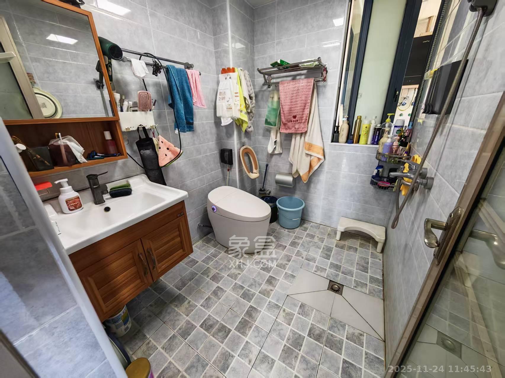 德惠雅苑（众星湘港公馆）  2室1厅1卫    1800.0元/月室内图