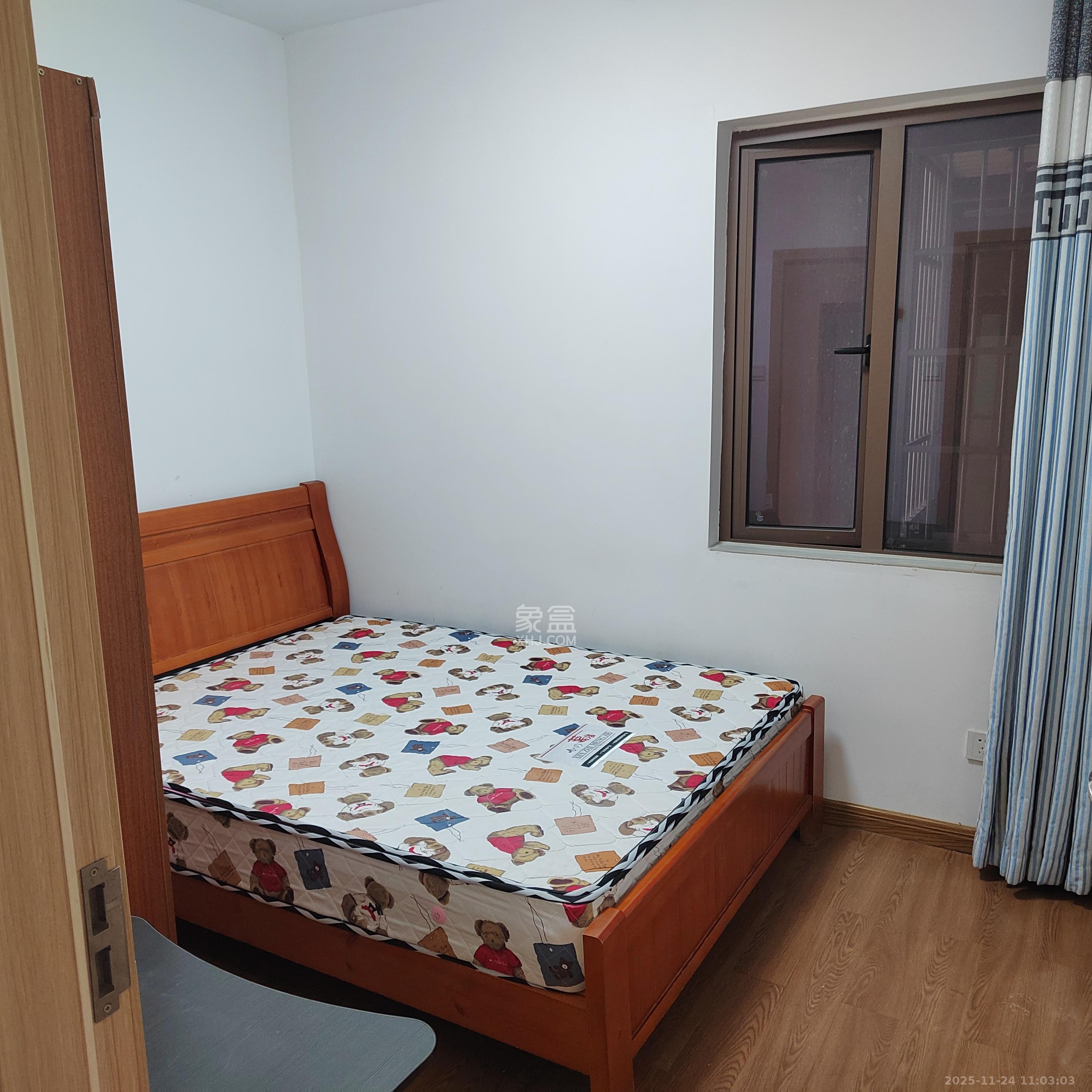 新长海广场 2室2厅1卫 2000.0元/月 新长海广场 2室2厅1卫 2000.0元/月室内图