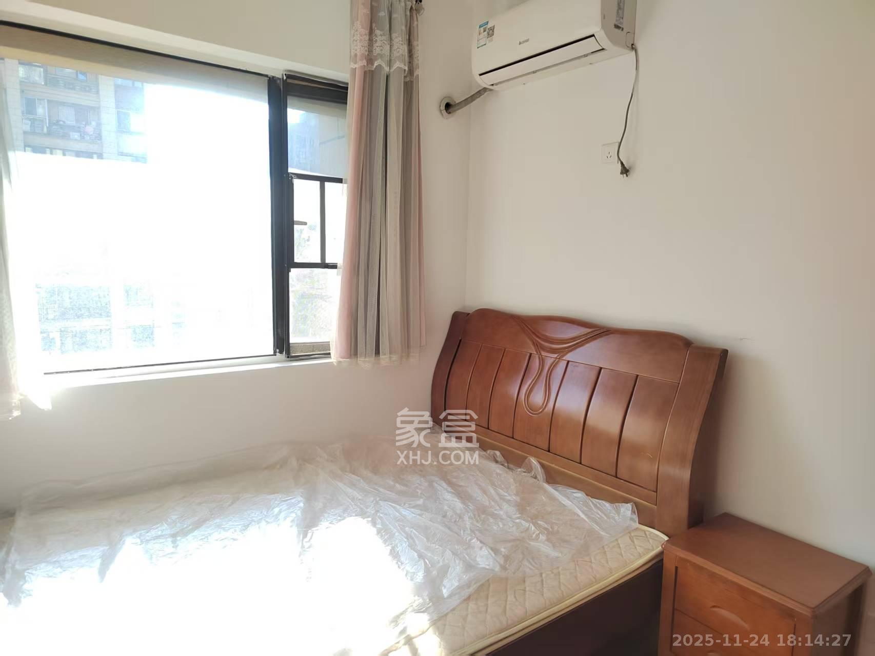 奥克斯缔壹城  3室2厅1卫    2200.0元/月室内图