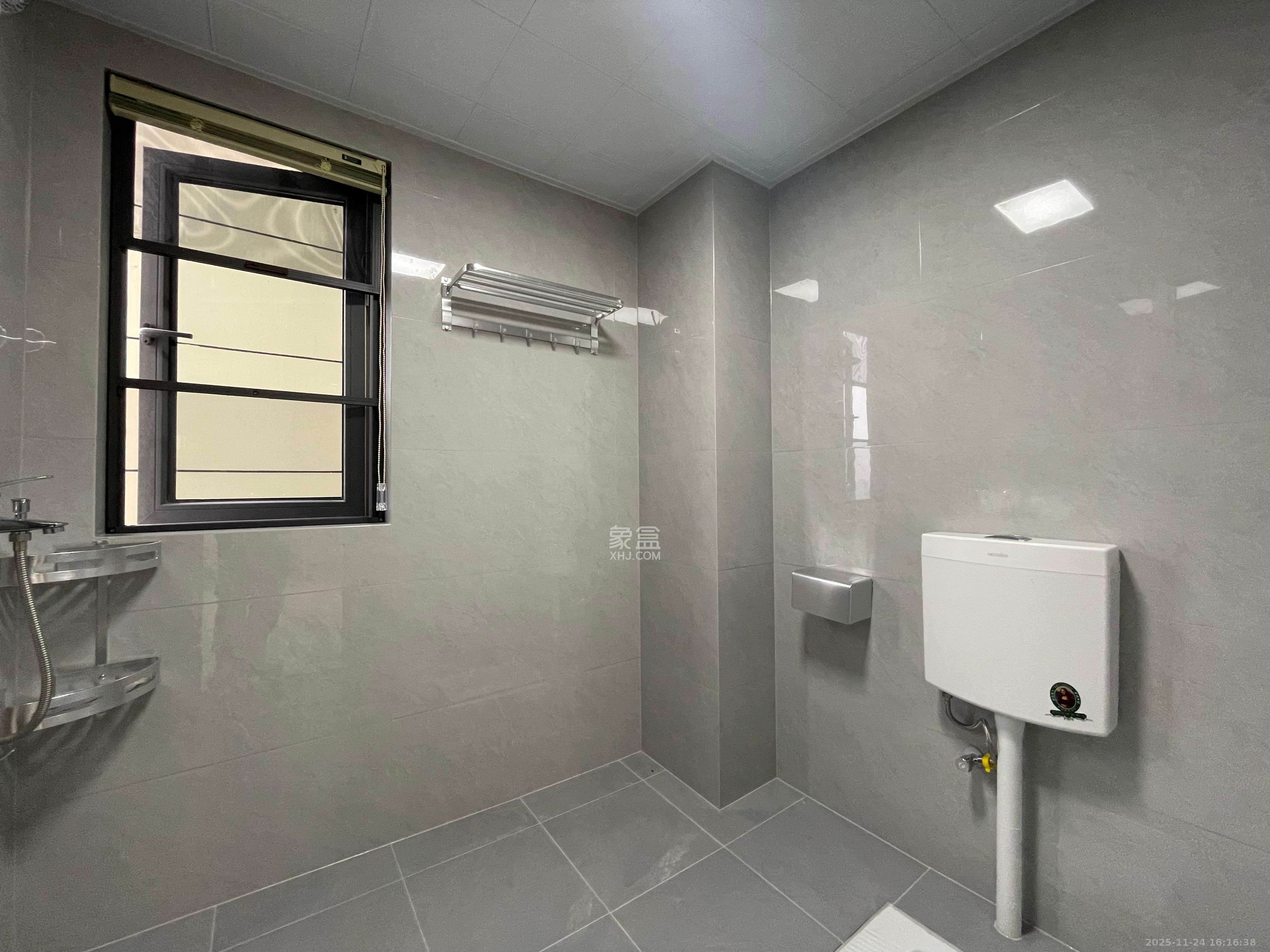 山月嘉园  2室1厅1卫    2300.0元/月室内图