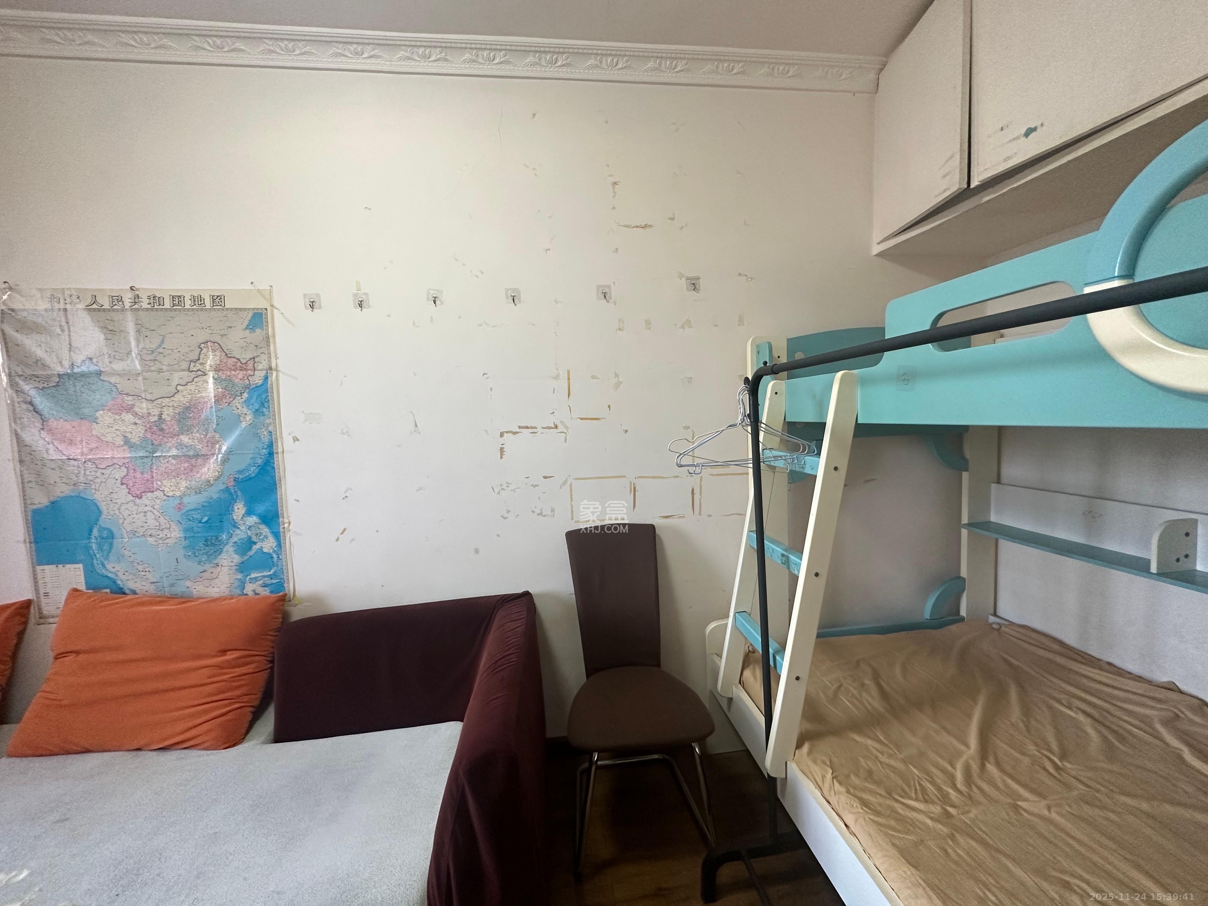 桔园小区1-8片  2室1厅1卫    1500.0元/月室内图