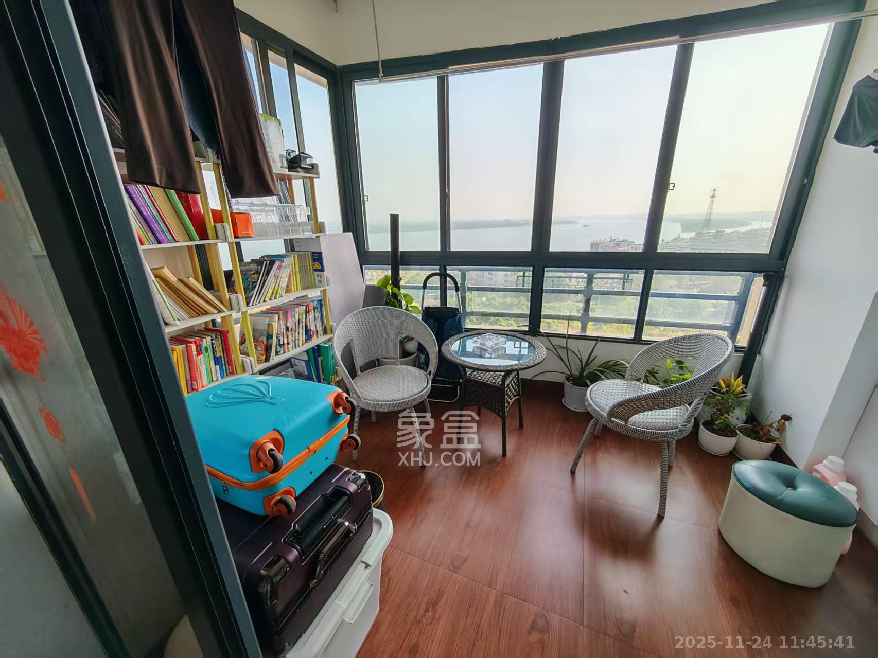 德惠雅苑(众星湘港公馆) 2室1厅1卫 1800.0元/月 德惠雅苑(众星湘港公馆) 2室1厅1卫 1800.0元/月室内图