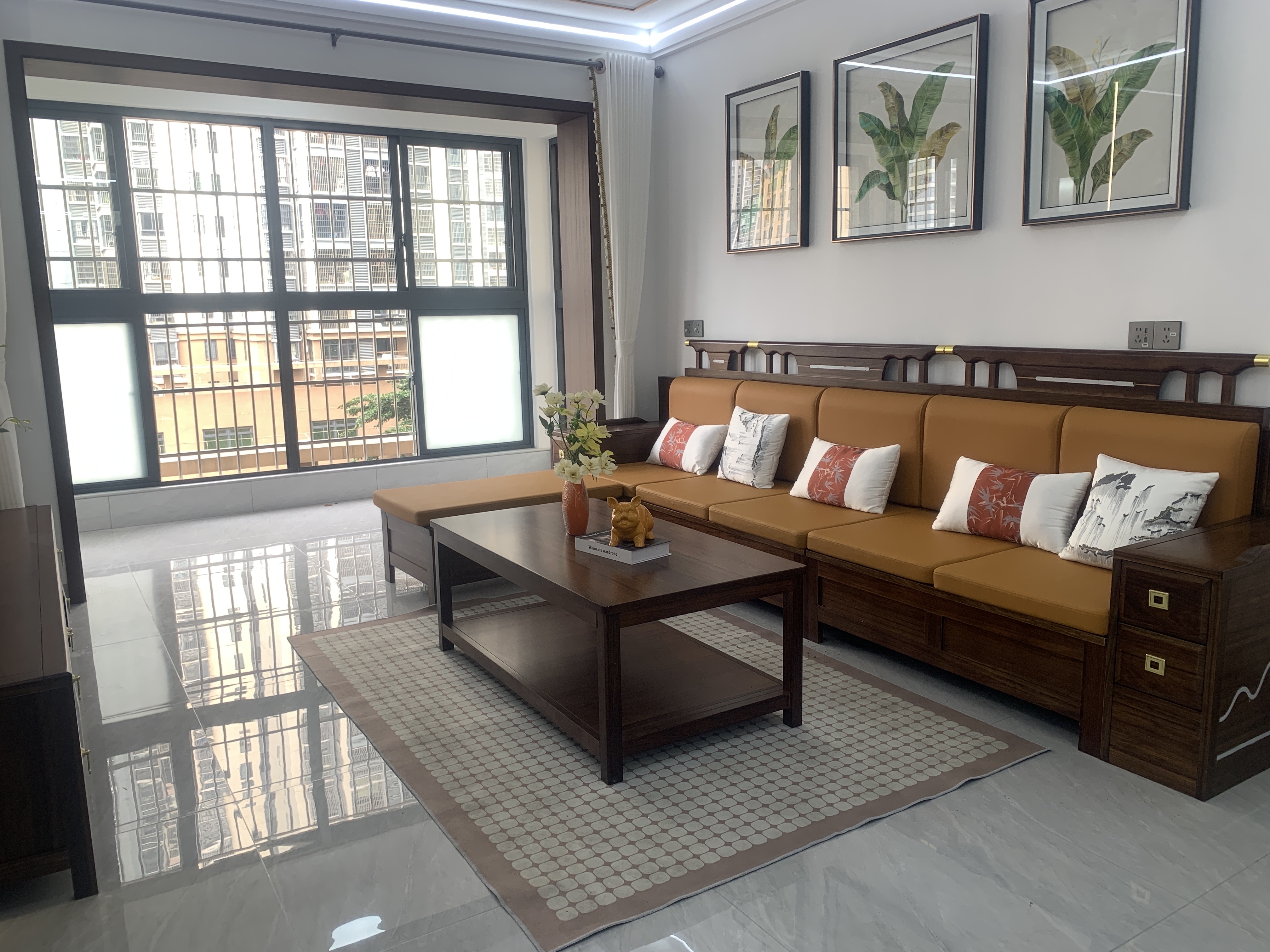 道客和悦坊  3室2厅2卫    153.0万客厅