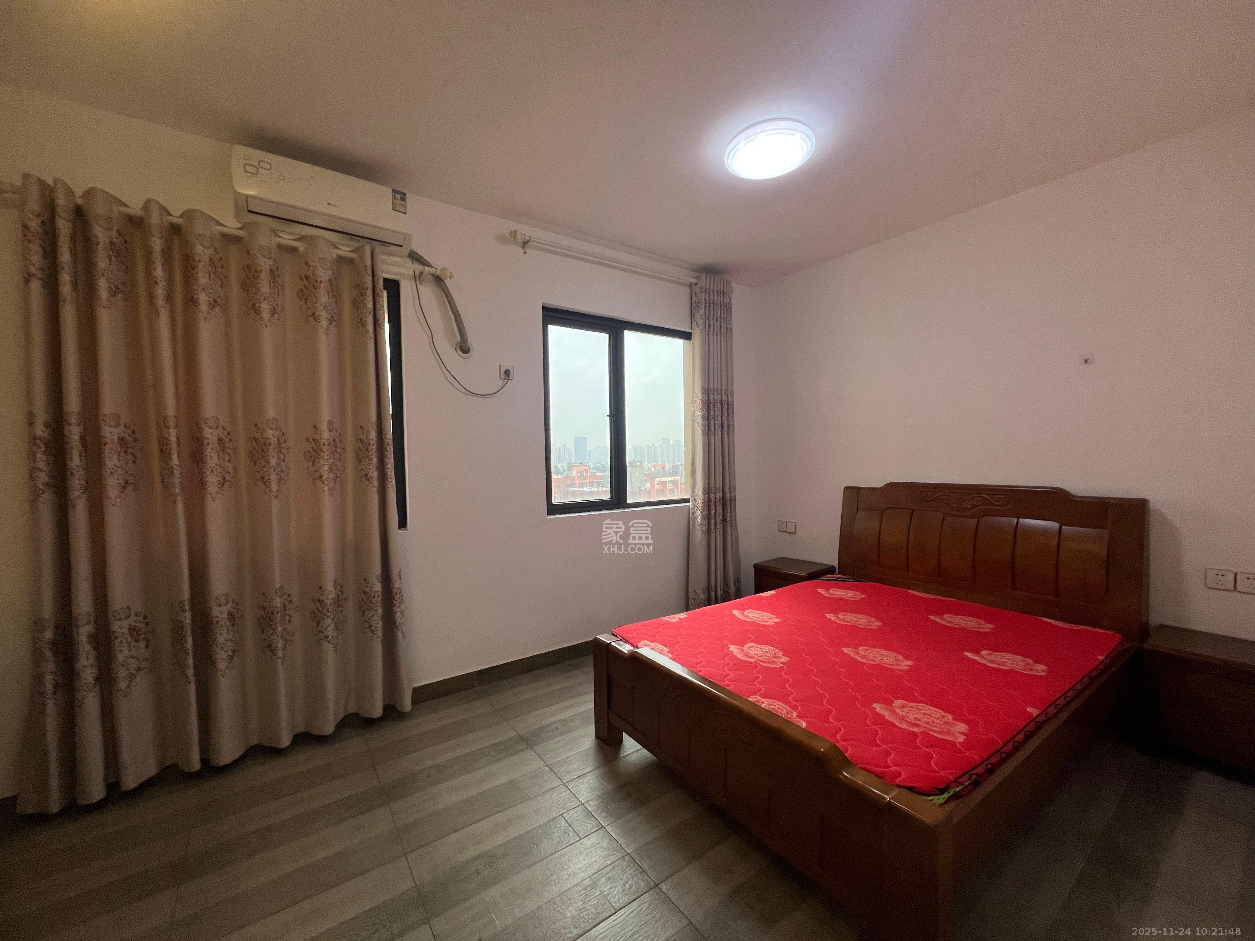 奥克斯缔壹城  4室2厅2卫    2600.0元/月室内图