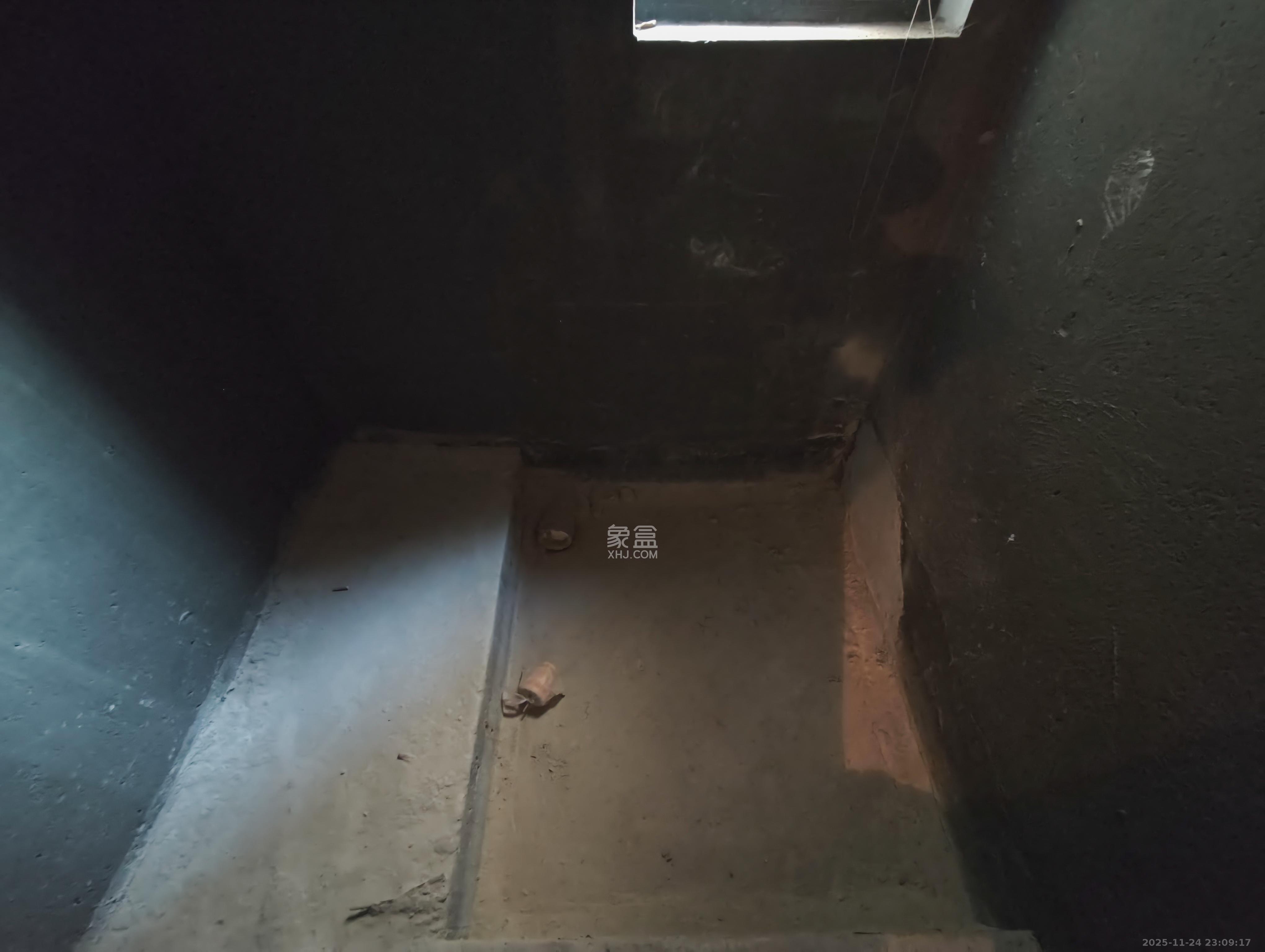 保利城（中航城国际社区、郡原美村）  4室2厅2卫    72.8万卫生间