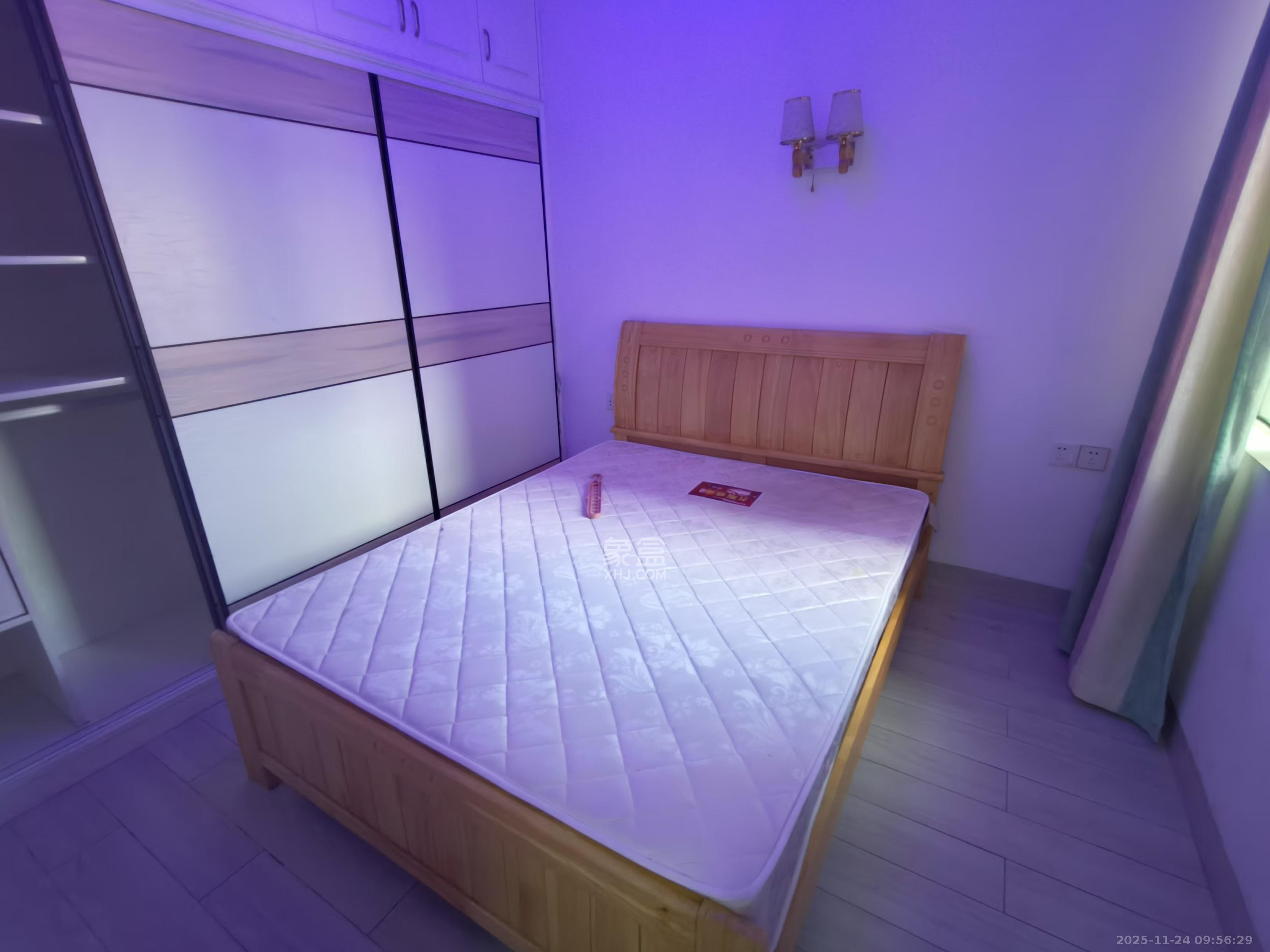 龙畅城市广场 3室2厅1卫 1380.0元/月 龙畅城市广场 3室2厅1卫 1380.0元/月室内图