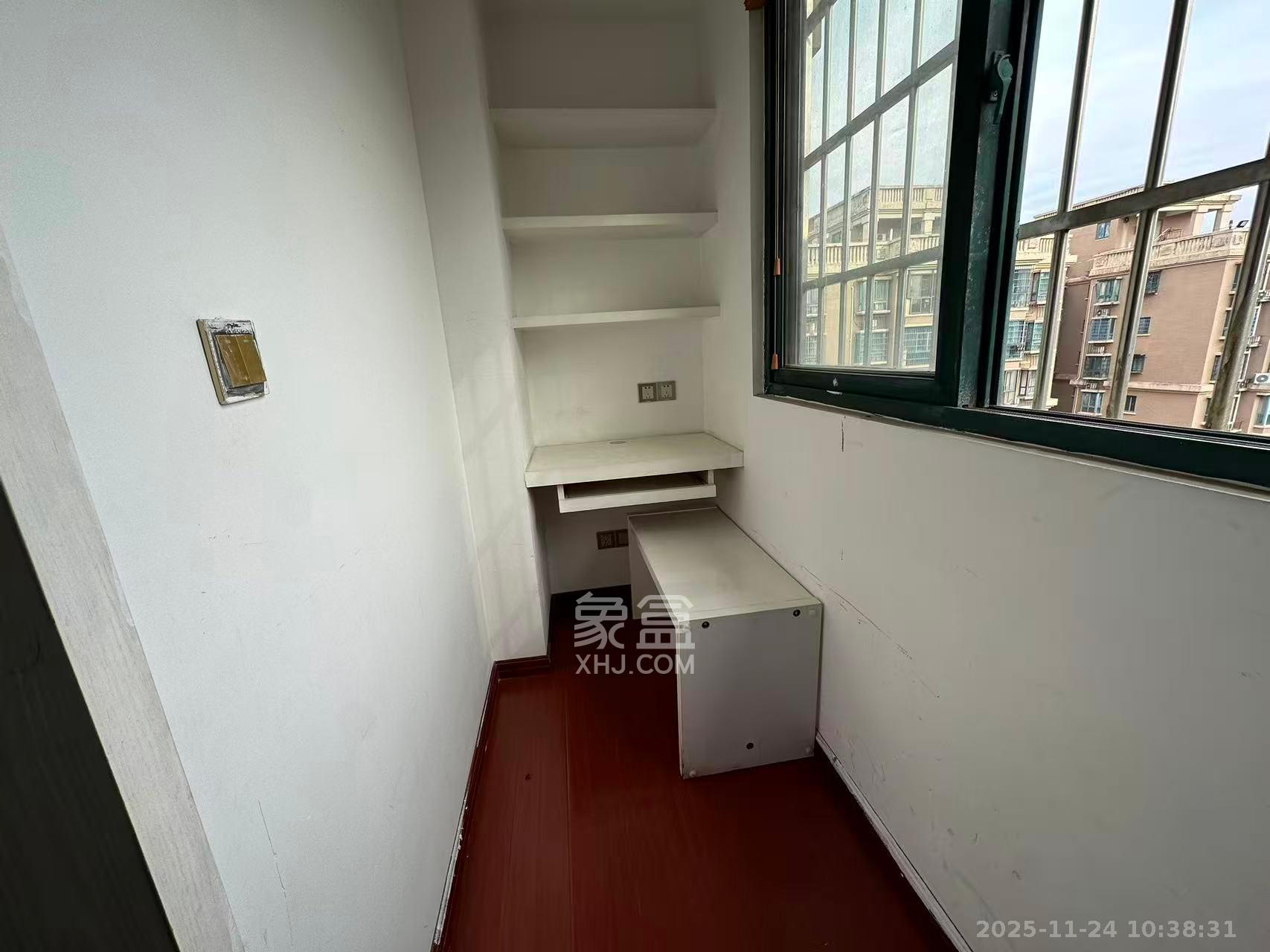 东玺门  2室2厅1卫    3200.0元/月室内图