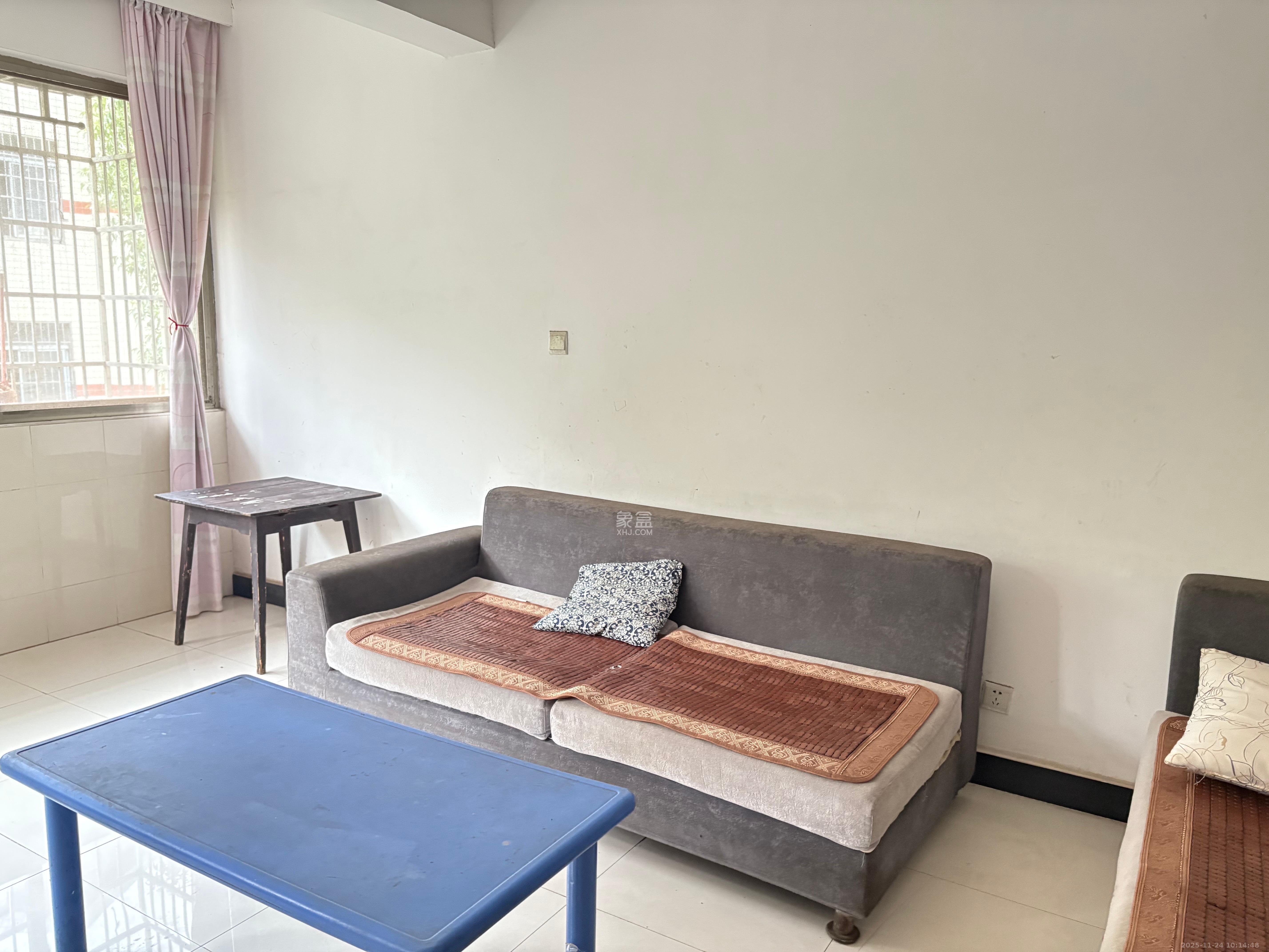 金石蓉园 2室1厅1卫 1200.0元/月 金石蓉园 2室1厅1卫 1200.0元/月室内图