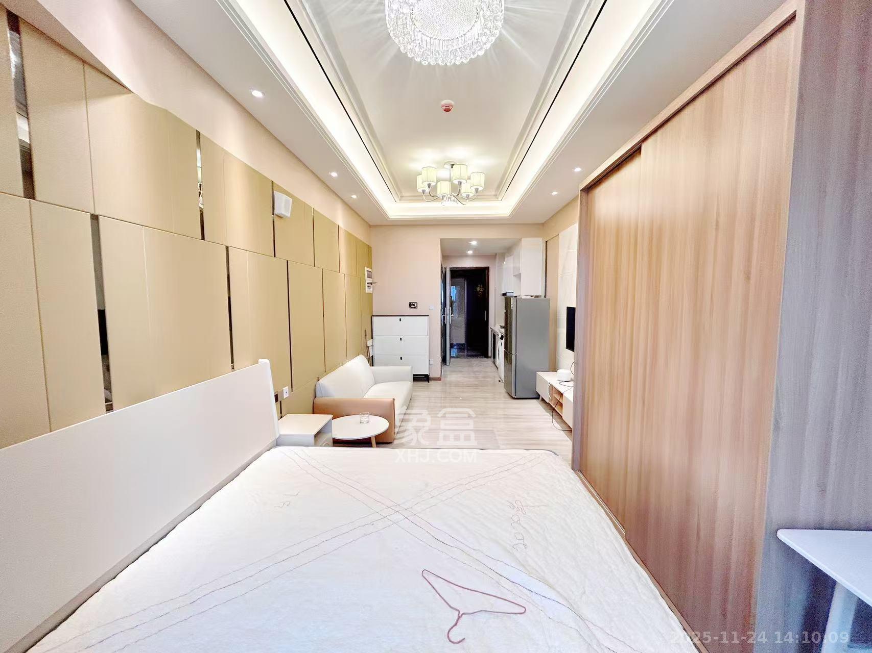 恒大誉府（融誉商业中心）  1室1厅1卫    1600.0元/月室内图