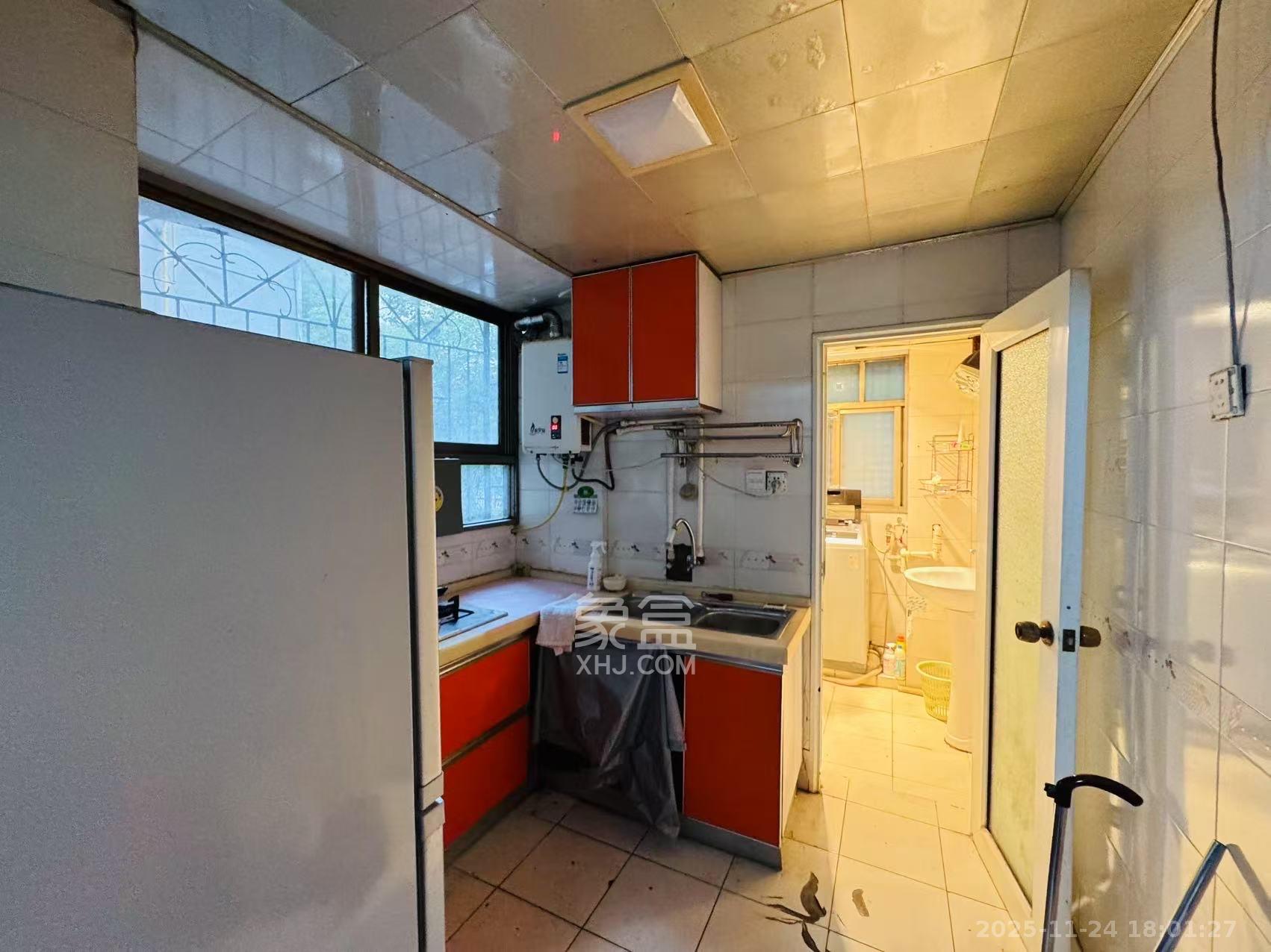 涂家冲社区（涂新小区、农商银行宿舍）  2室1厅1卫    1600.0元/月室内图