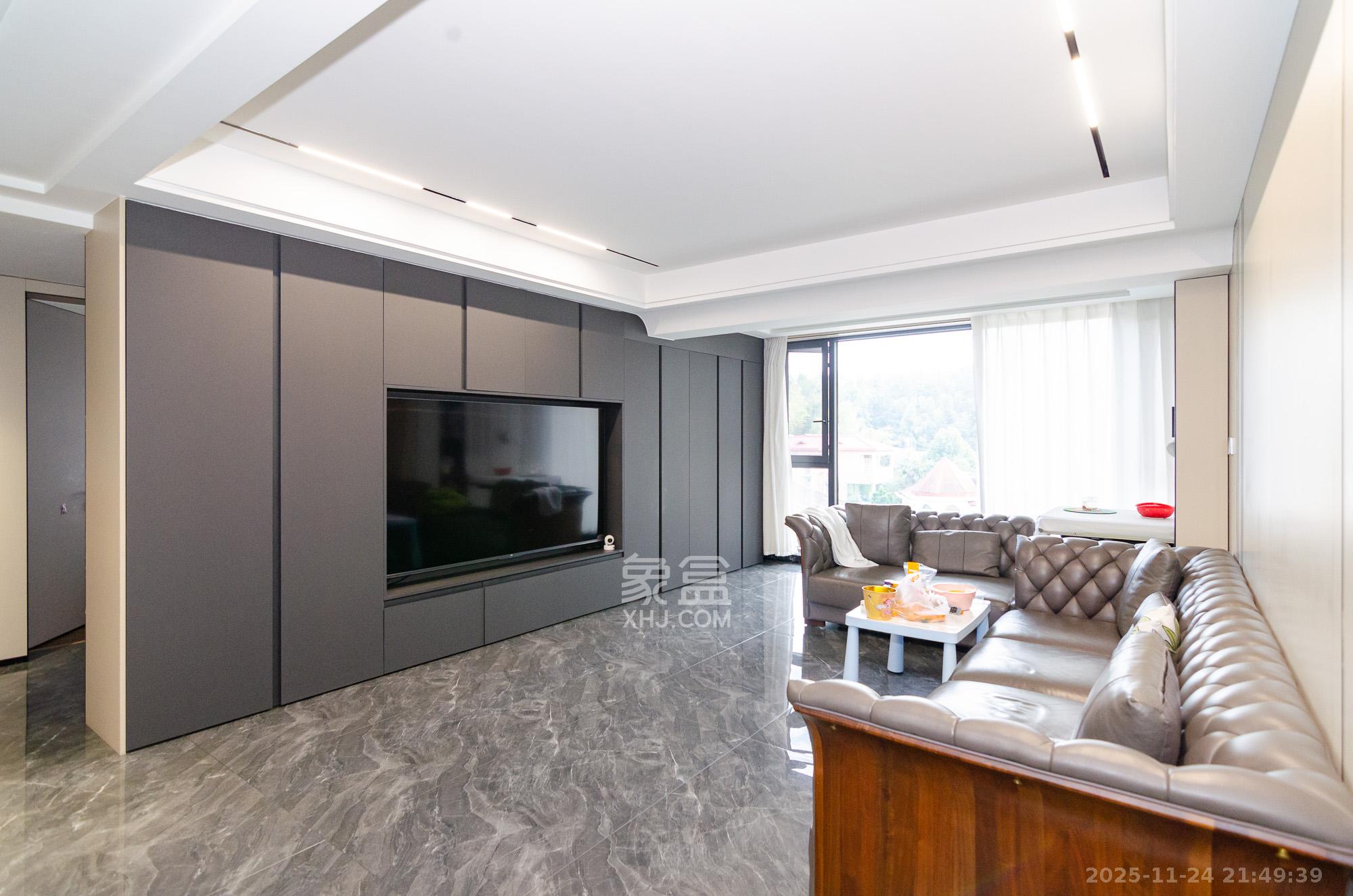 润和谷山郡（悦禧山庄水榭花都）  1室0厅2卫    125.0万客厅