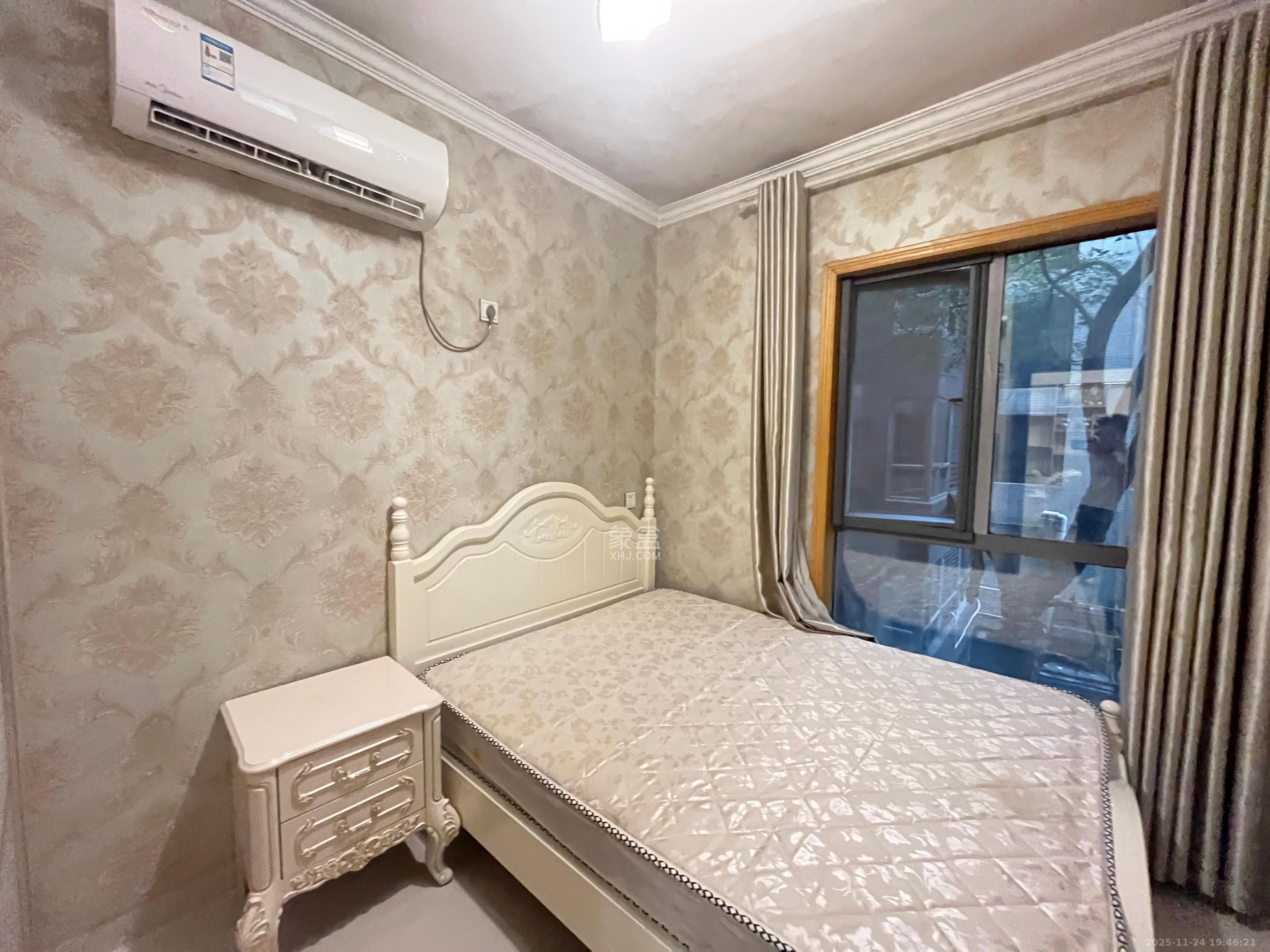 融科檀香山（融科紫檀、香山国际）  2室2厅1卫    2900.0元/月室内图