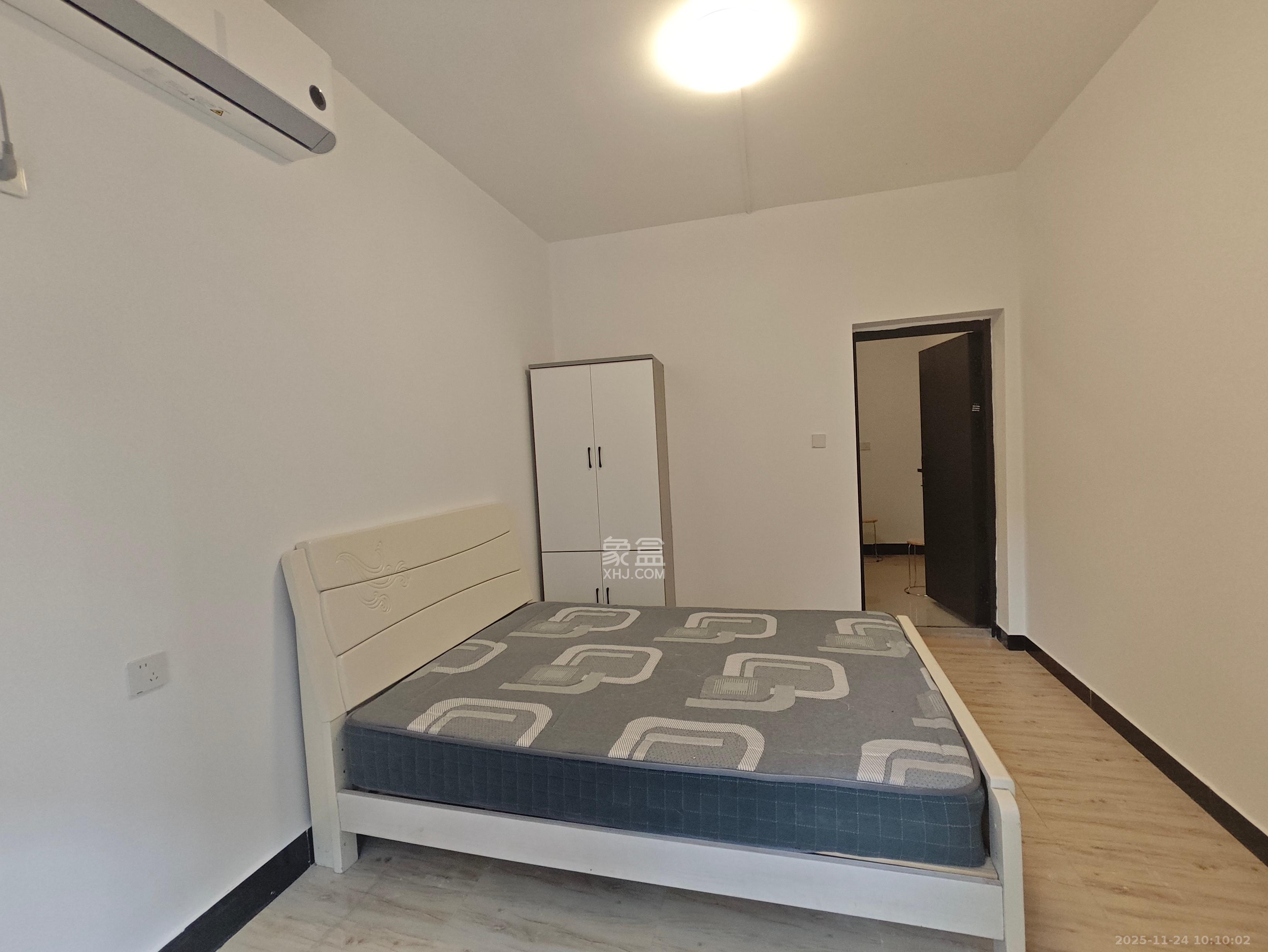 月湖安置小区(马栏山小区) 1室1厅1卫 1200.0元/月 月湖安置小区(马栏山小区) 1室1厅1卫 1200.0元/月室内图