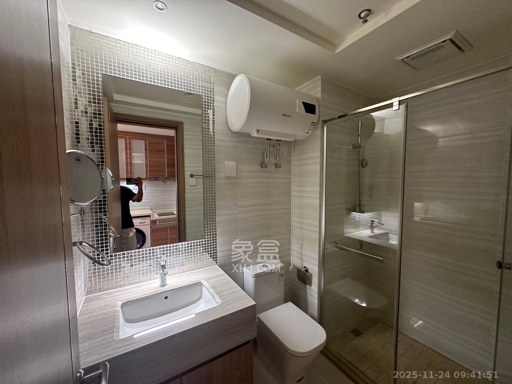 恒大金融广场  1室1厅1卫    1700.0元/月室内图