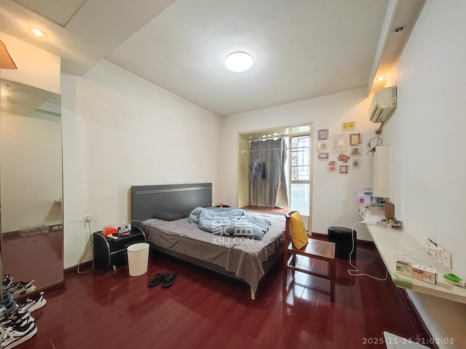 岳泰理想城  3室2厅1卫    68.0万卧室