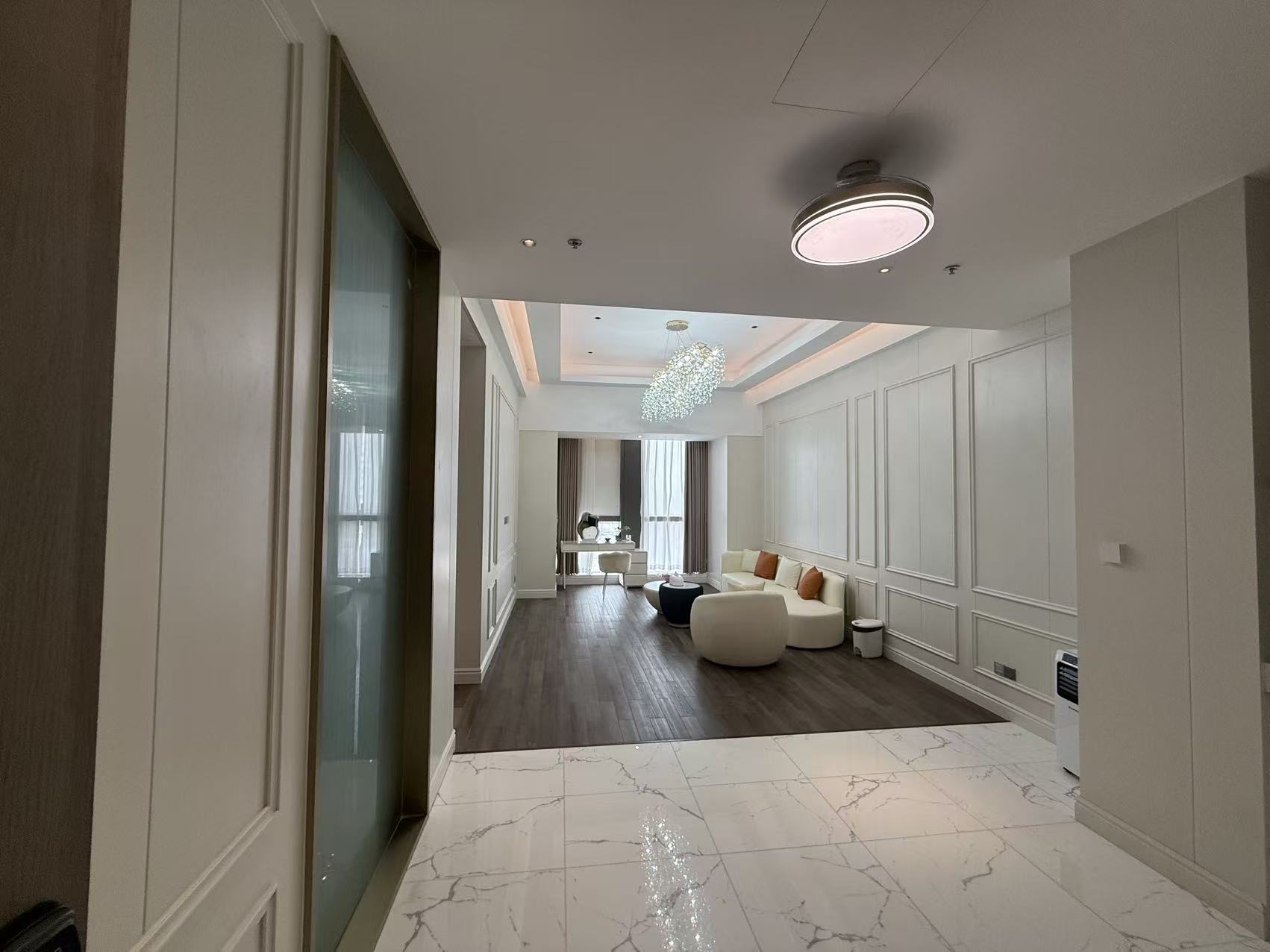 置地东方广场   125.0㎡      7500.0元/月室内图