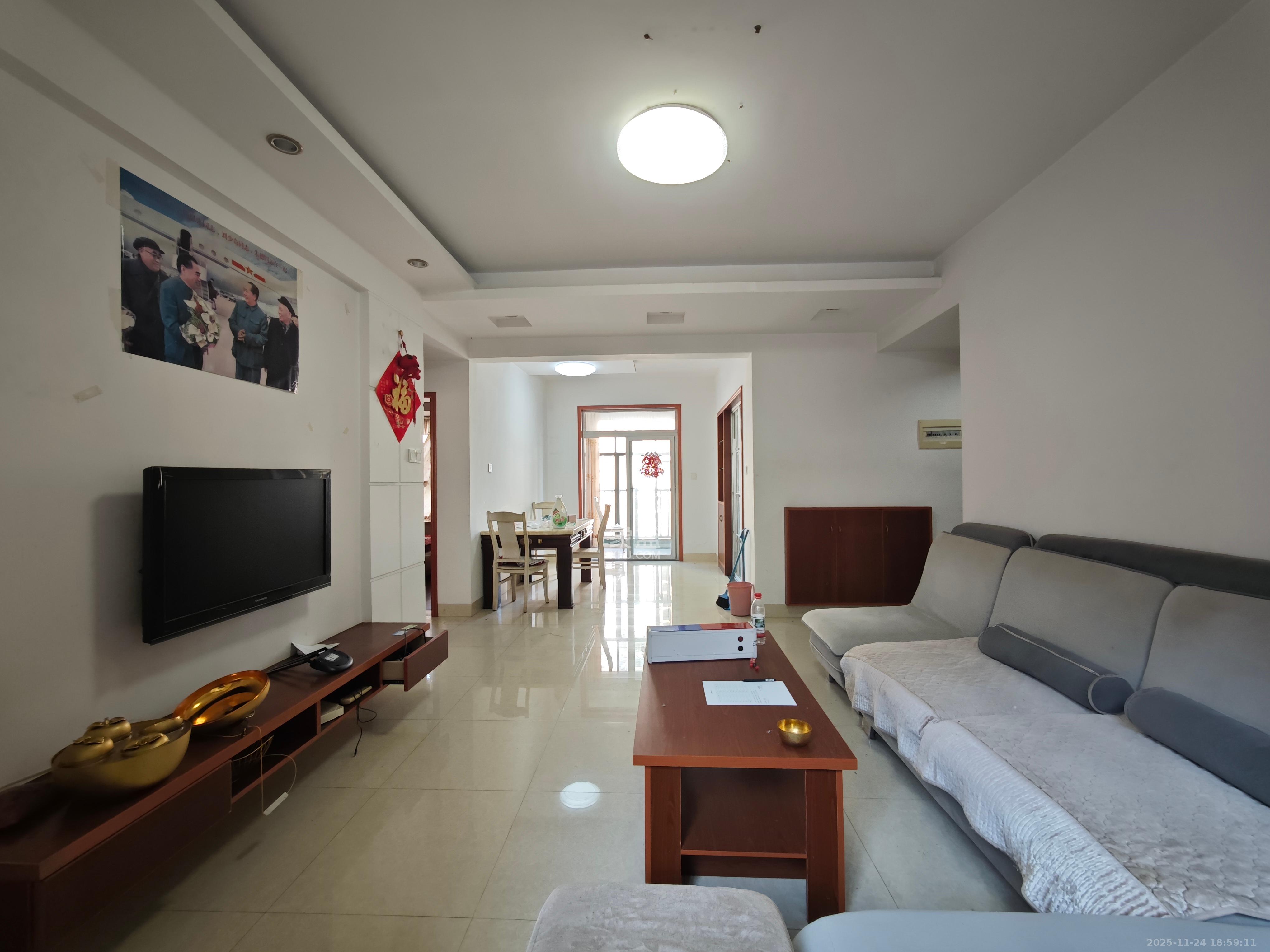 博雅湘水湾  2室1厅1卫    1600.0元/月室内图