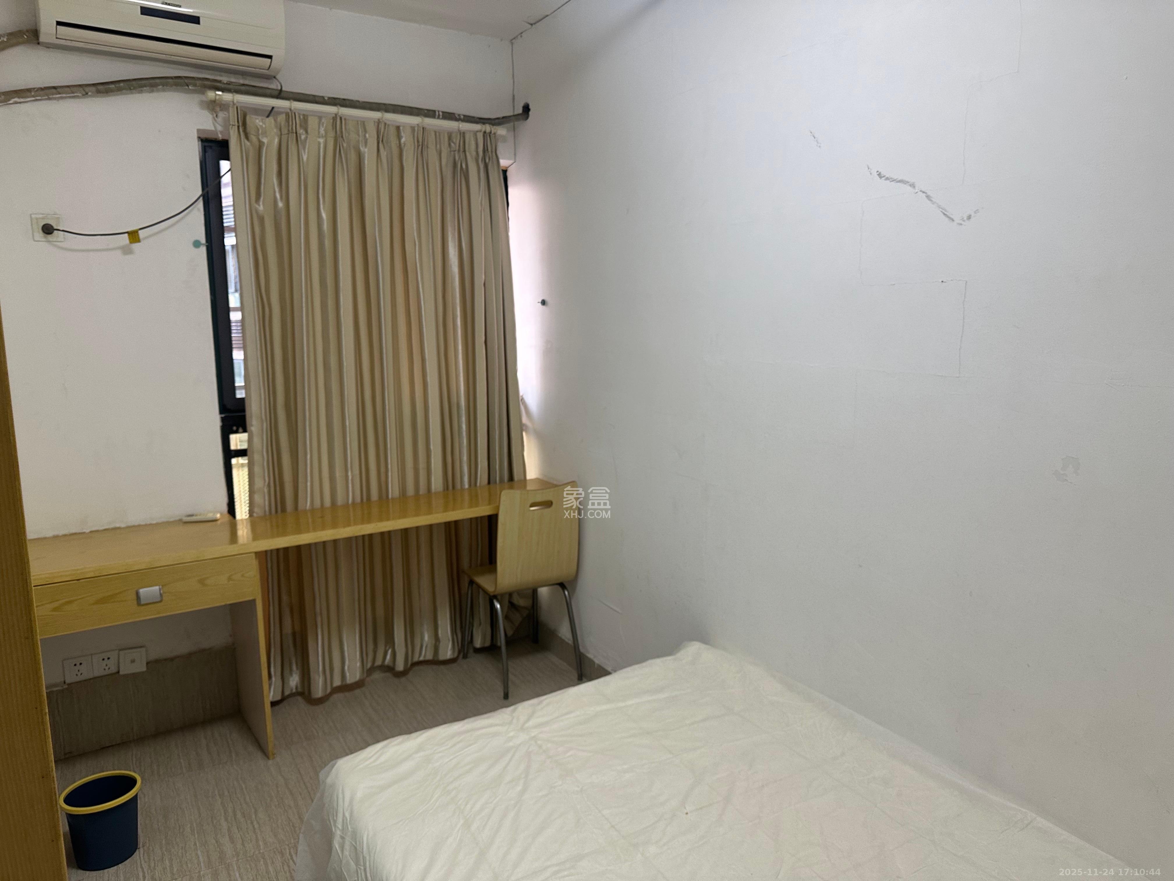 湖韵佳苑 2室2厅1卫 1600.0元/月 湖韵佳苑 2室2厅1卫 1600.0元/月室内图