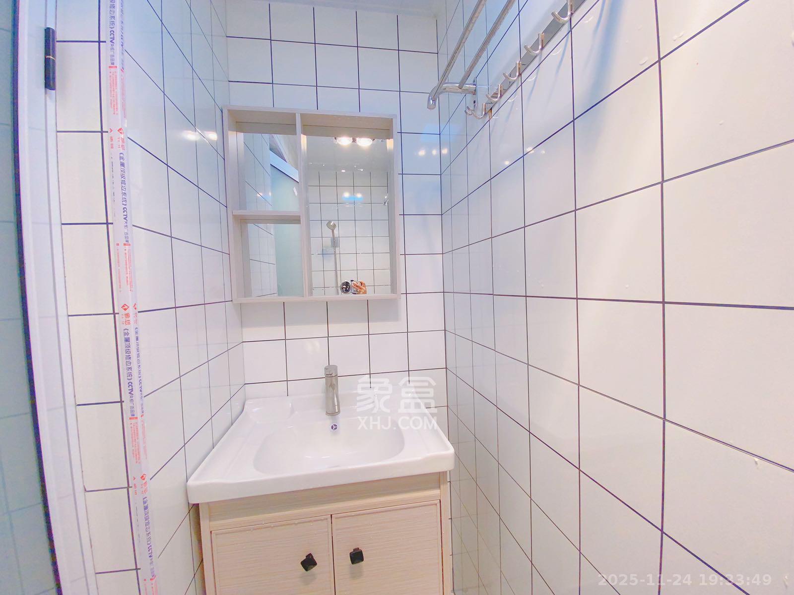 阳光城檀悦 1室1厅1卫 2100.0元/月 阳光城檀悦 1室1厅1卫 2100.0元/月室内图