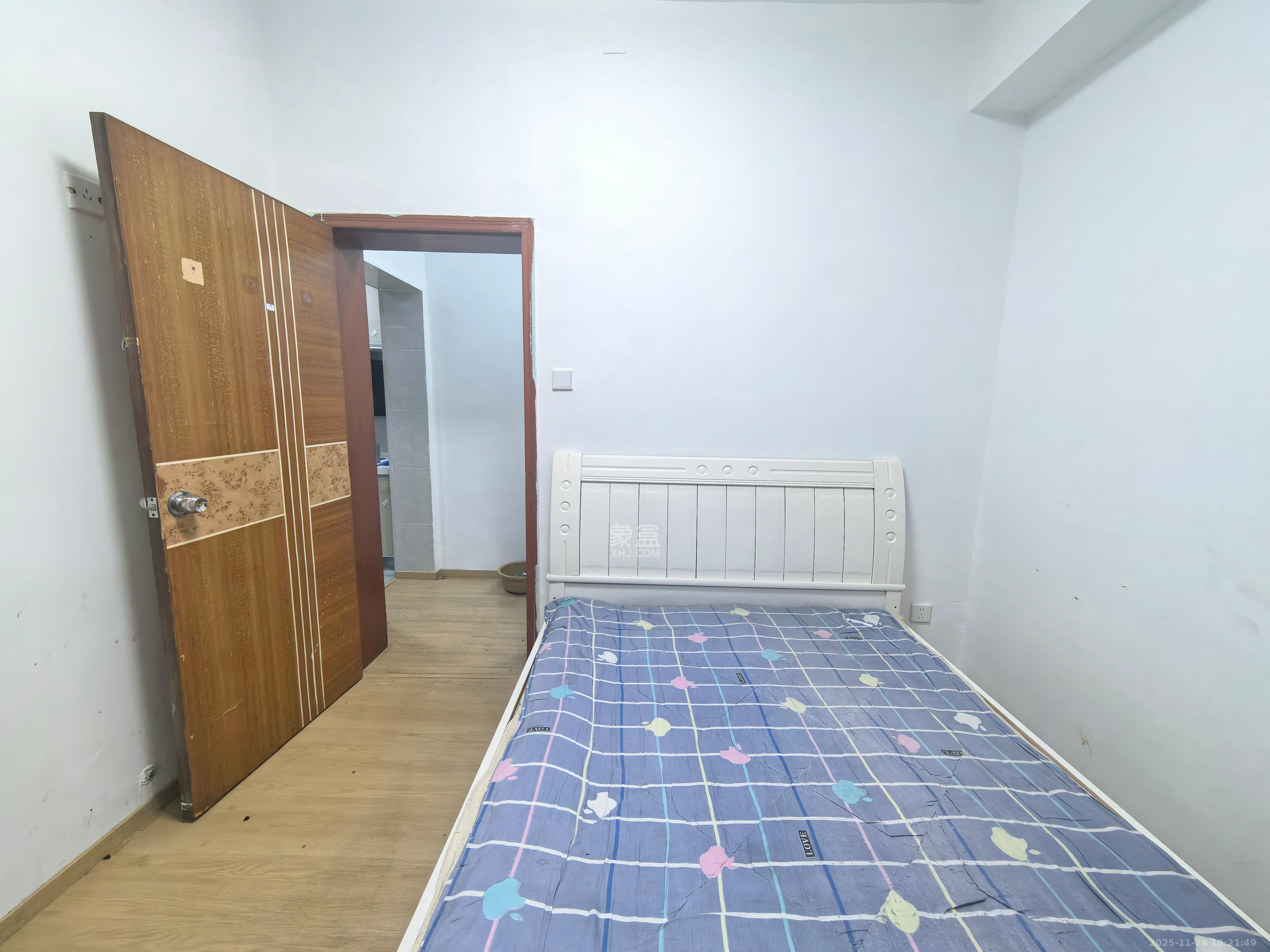 金石蓉园 1室1厅1卫 1100.0元/月 金石蓉园 1室1厅1卫 1100.0元/月室内图