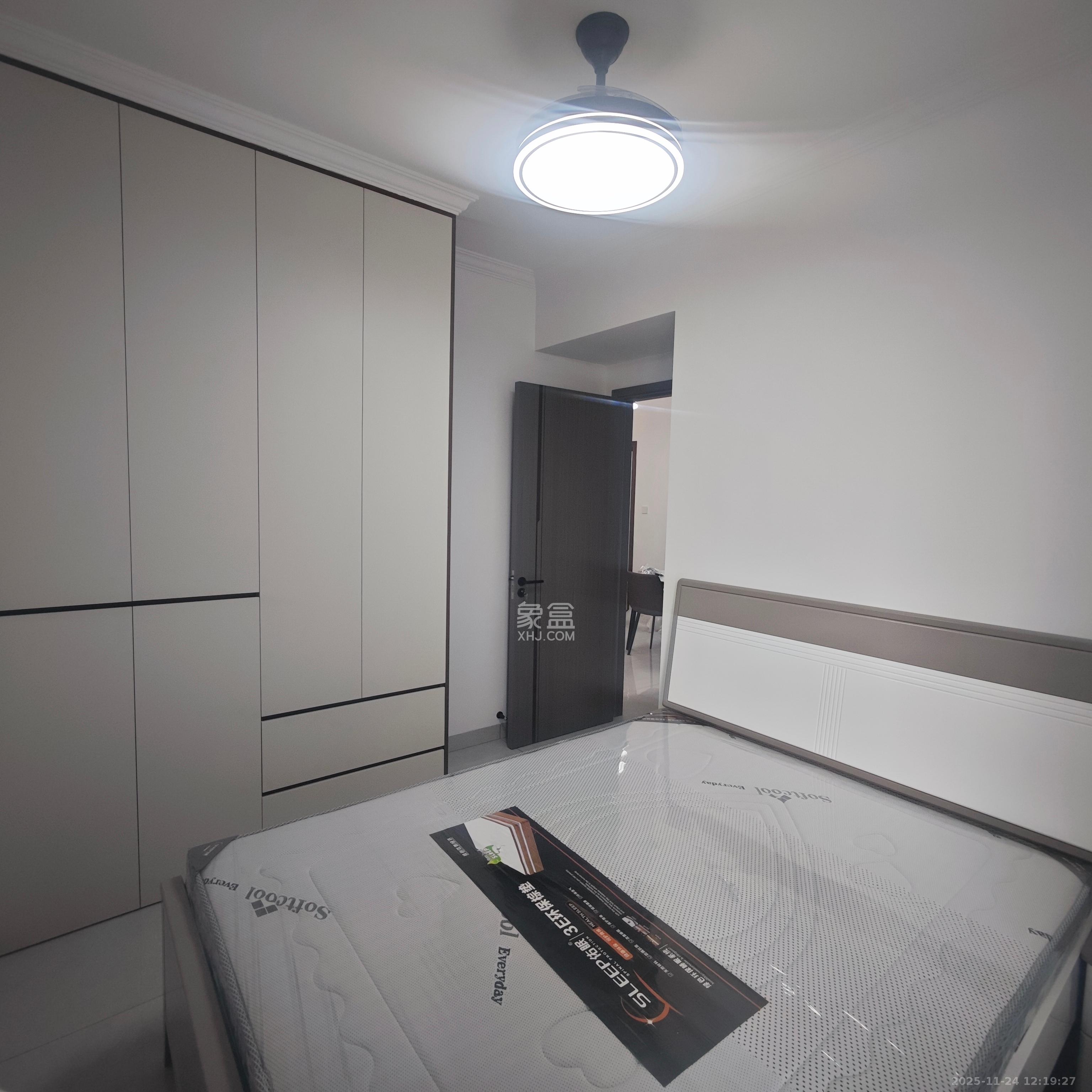 望远嘉苑 2室1厅1卫 2400.0元/月 望远嘉苑 2室1厅1卫 2400.0元/月室内图