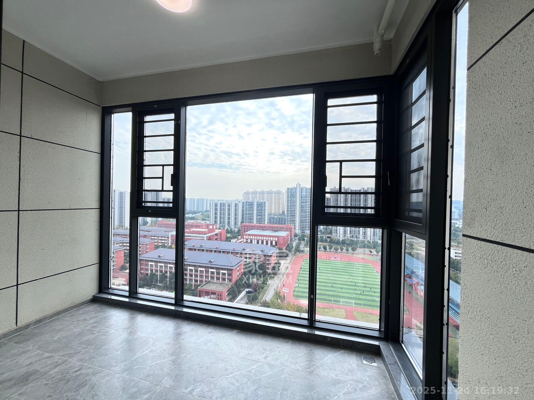 保利天汇 3室2厅2卫 3800.0元/月 保利天汇 3室2厅2卫 3800.0元/月室内图