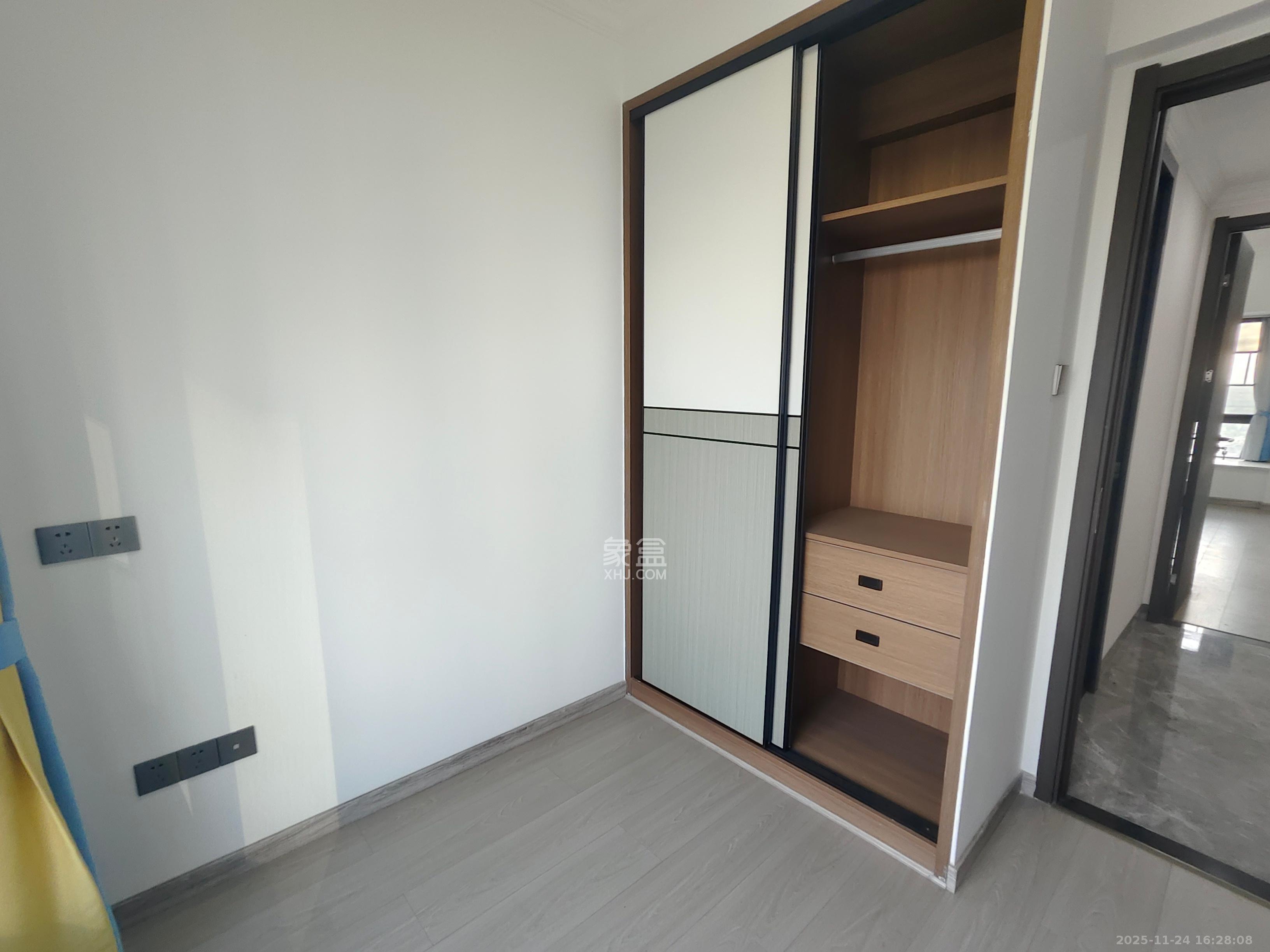 阳光城尚东湾愉景苑 3室2厅2卫 3000.0元/月 阳光城尚东湾愉景苑 3室2厅2卫 3000.0元/月室内图