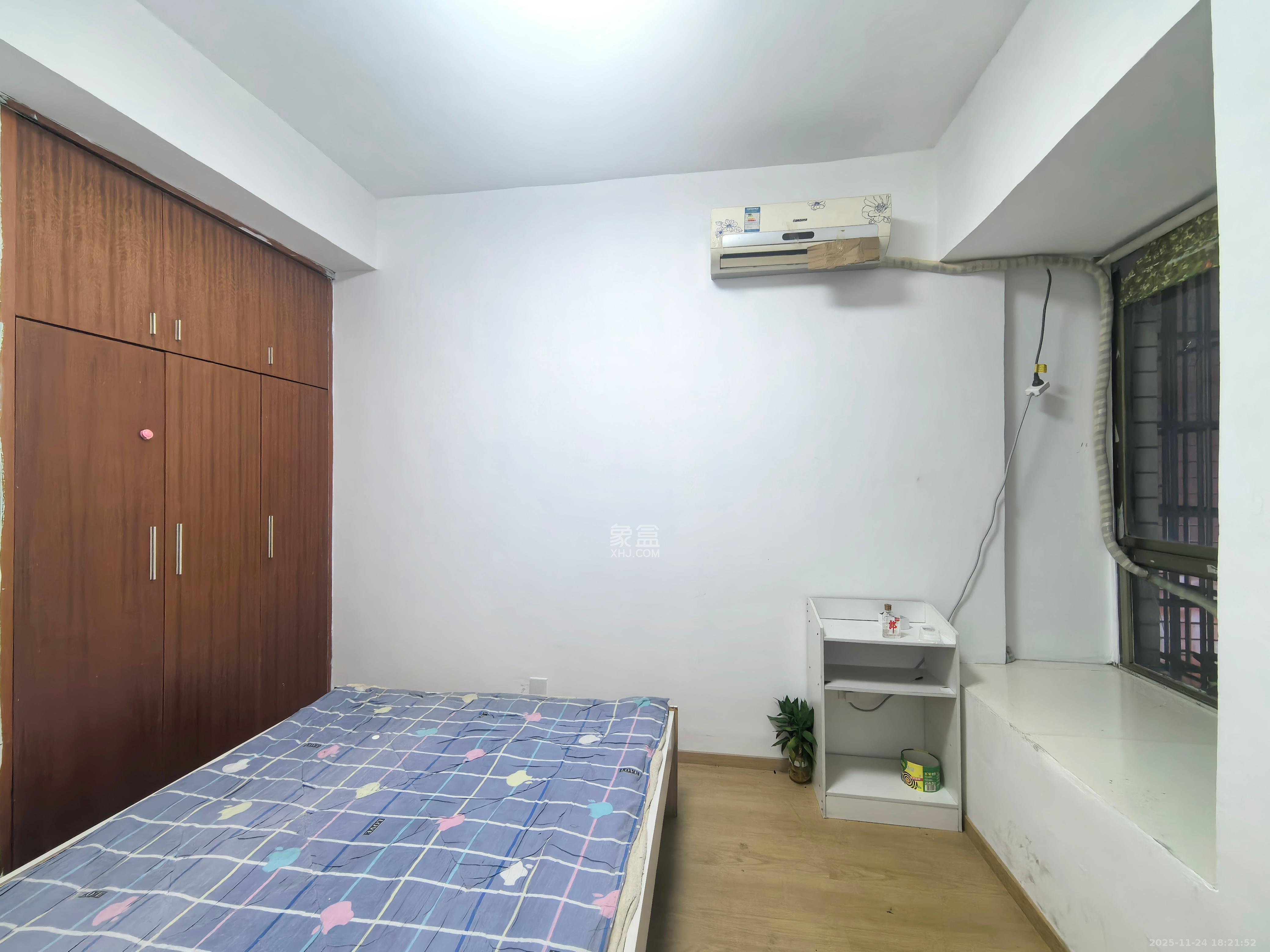 金石蓉园 1室1厅1卫 1100.0元/月 金石蓉园 1室1厅1卫 1100.0元/月室内图