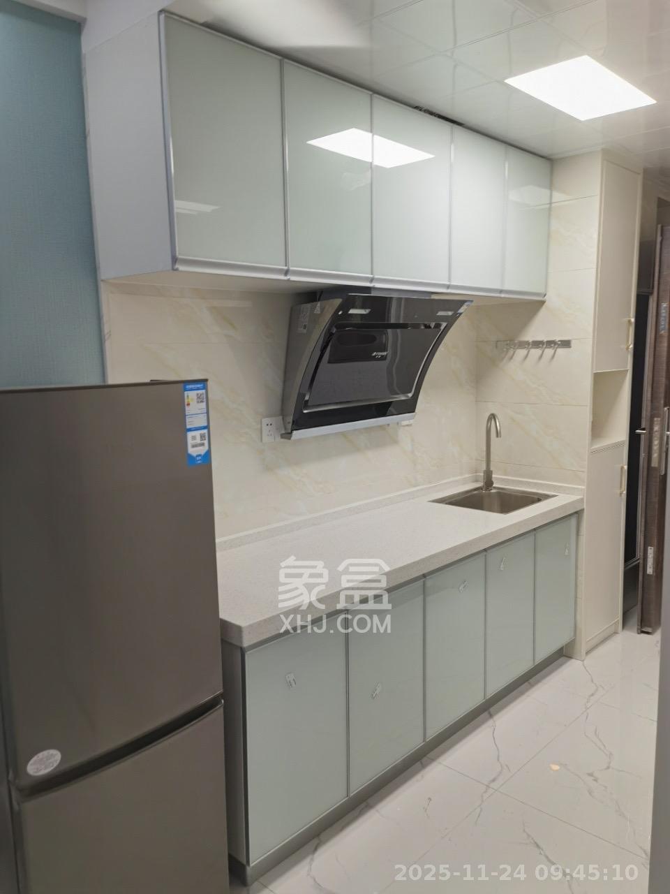 龙湖湘江星座（祺鑫星座公寓）  1室1厅1卫    1400.0元/月室内图