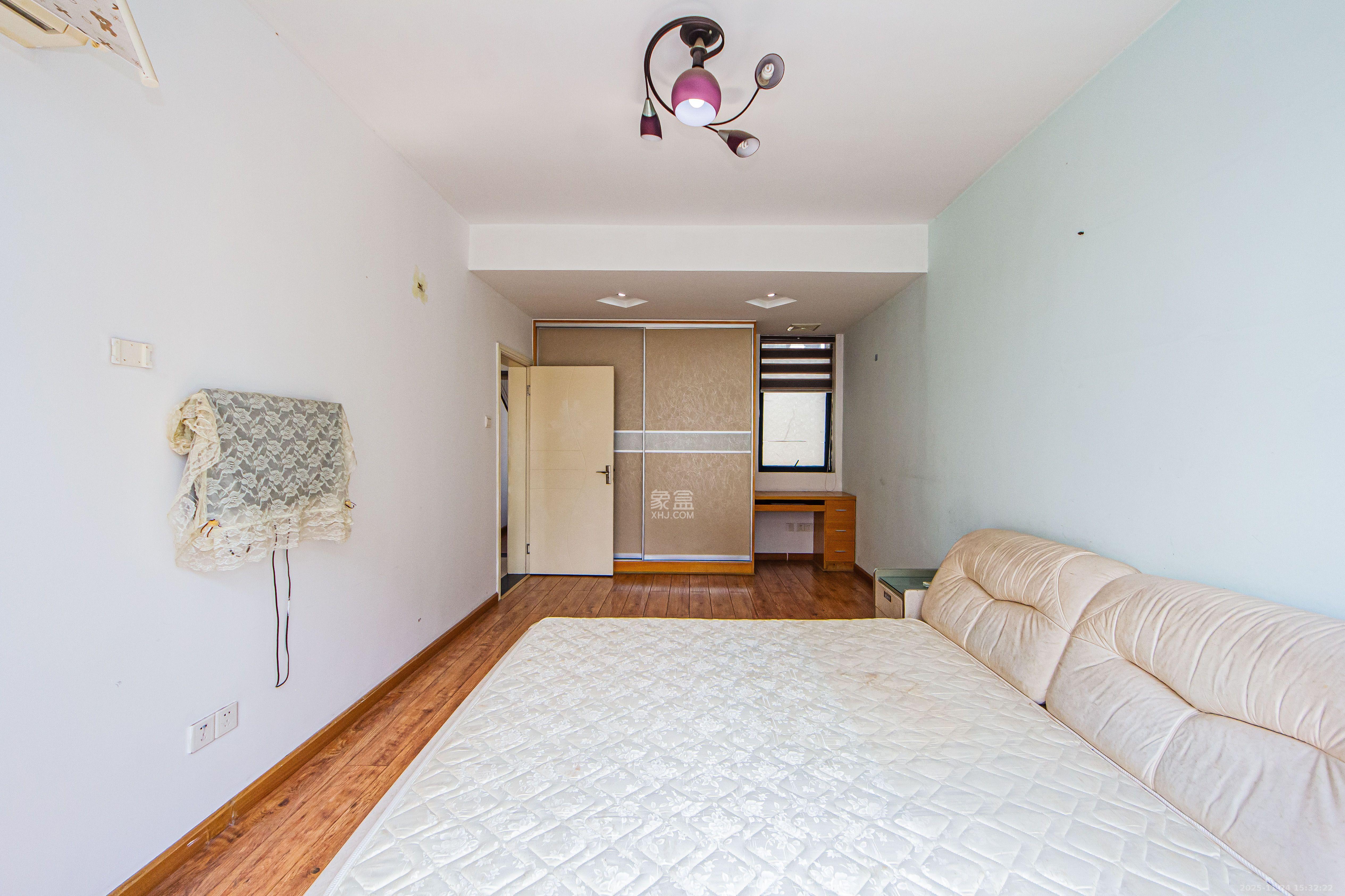 湘江世纪城星江苑  2室1厅1卫    2300.0元/月室内图