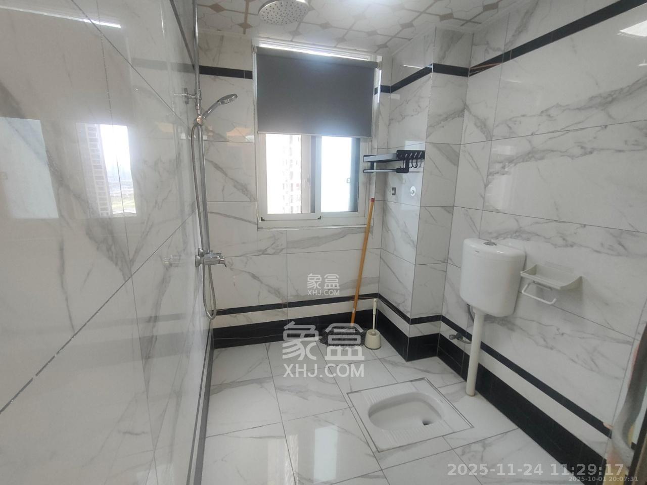 北辰三角洲C2区 4室2厅2卫 4500.0元/月 北辰三角洲C2区 4室2厅2卫 4500.0元/月室内图