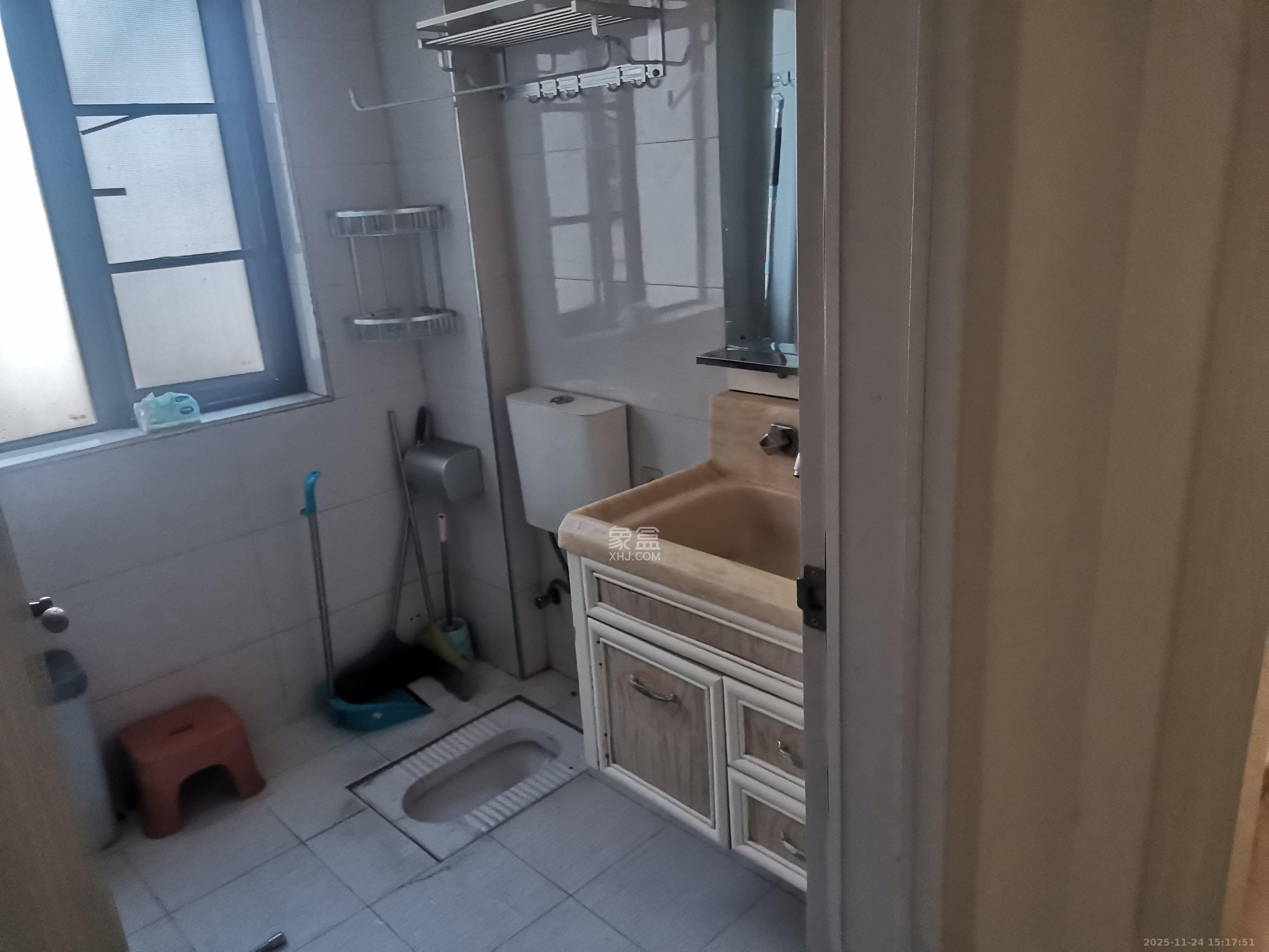 万象凯旋湾  3室0厅0卫    2600.0元/月室内图