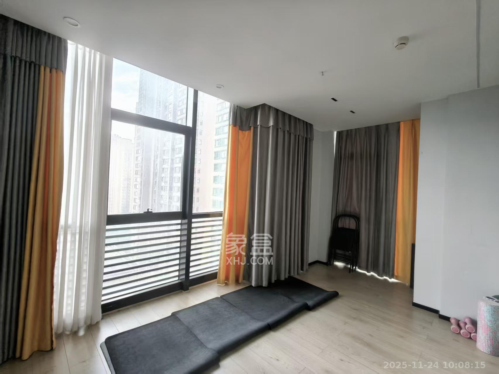 未来漫城   150.0㎡      5600.0元/月室内图