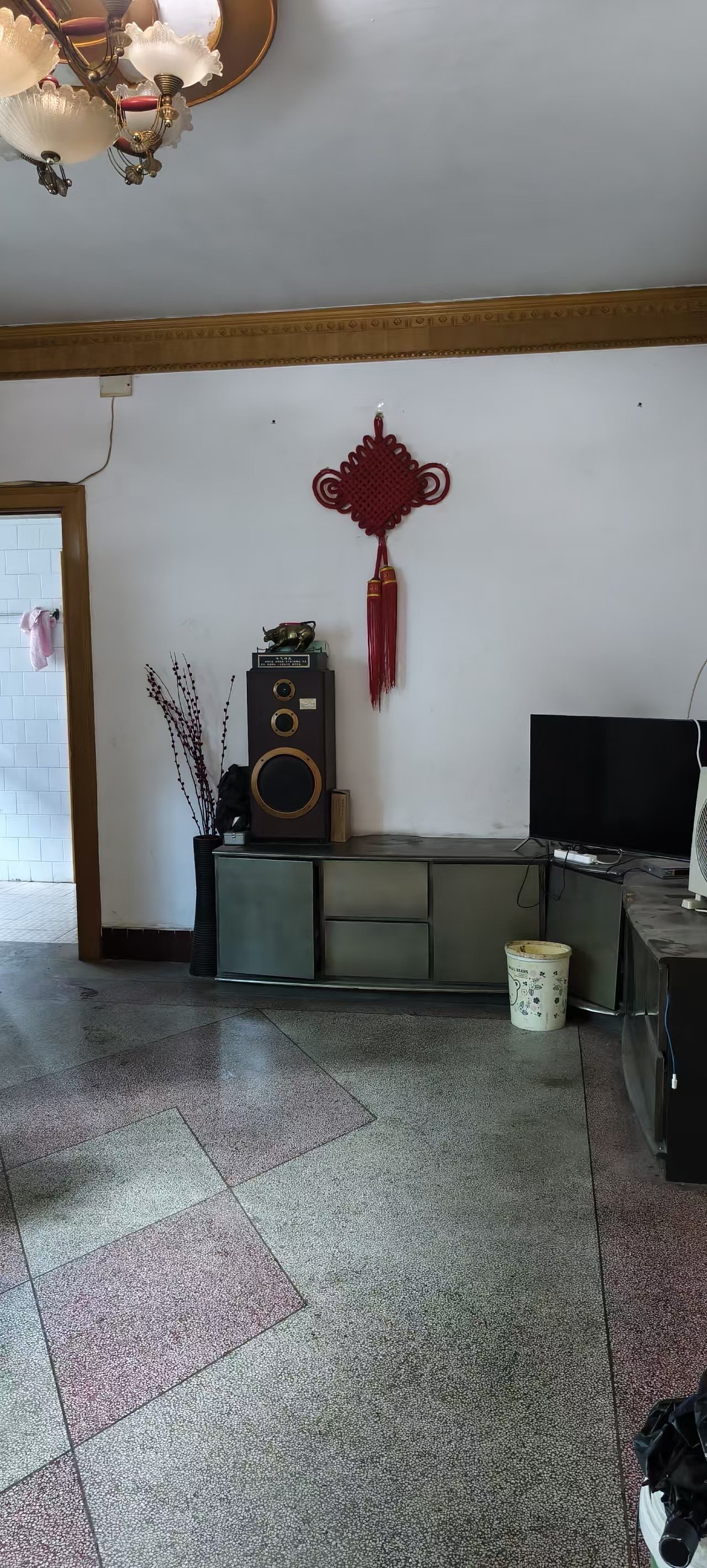 市中心医院家属区 3室2厅2卫 61.8万 市中心医院家属区 3室2厅2卫 61.8万客厅