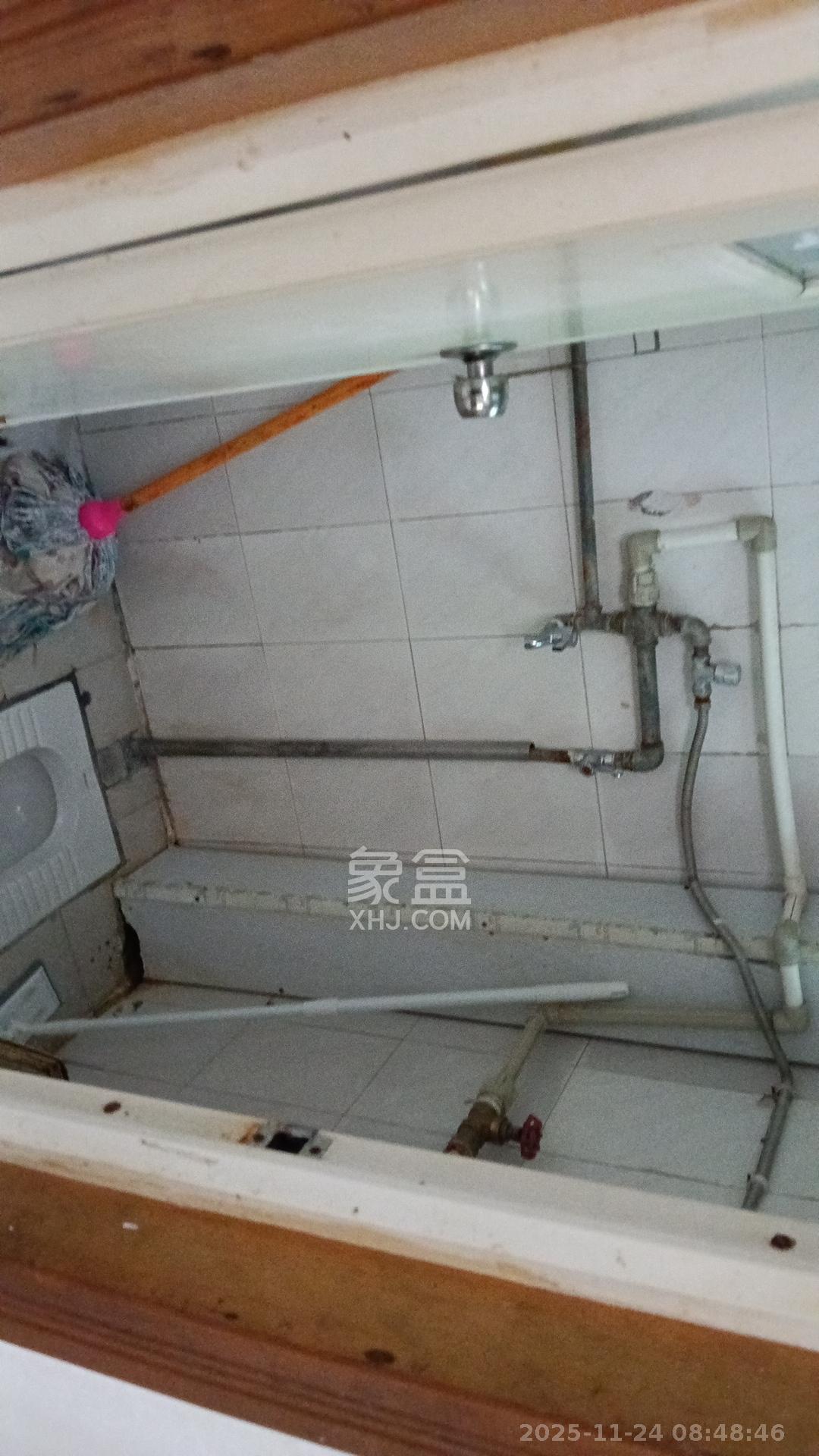 长沙理工大学东院西院 2室1厅1卫 1300.0元/月 长沙理工大学东院西院 2室1厅1卫 1300.0元/月室内图