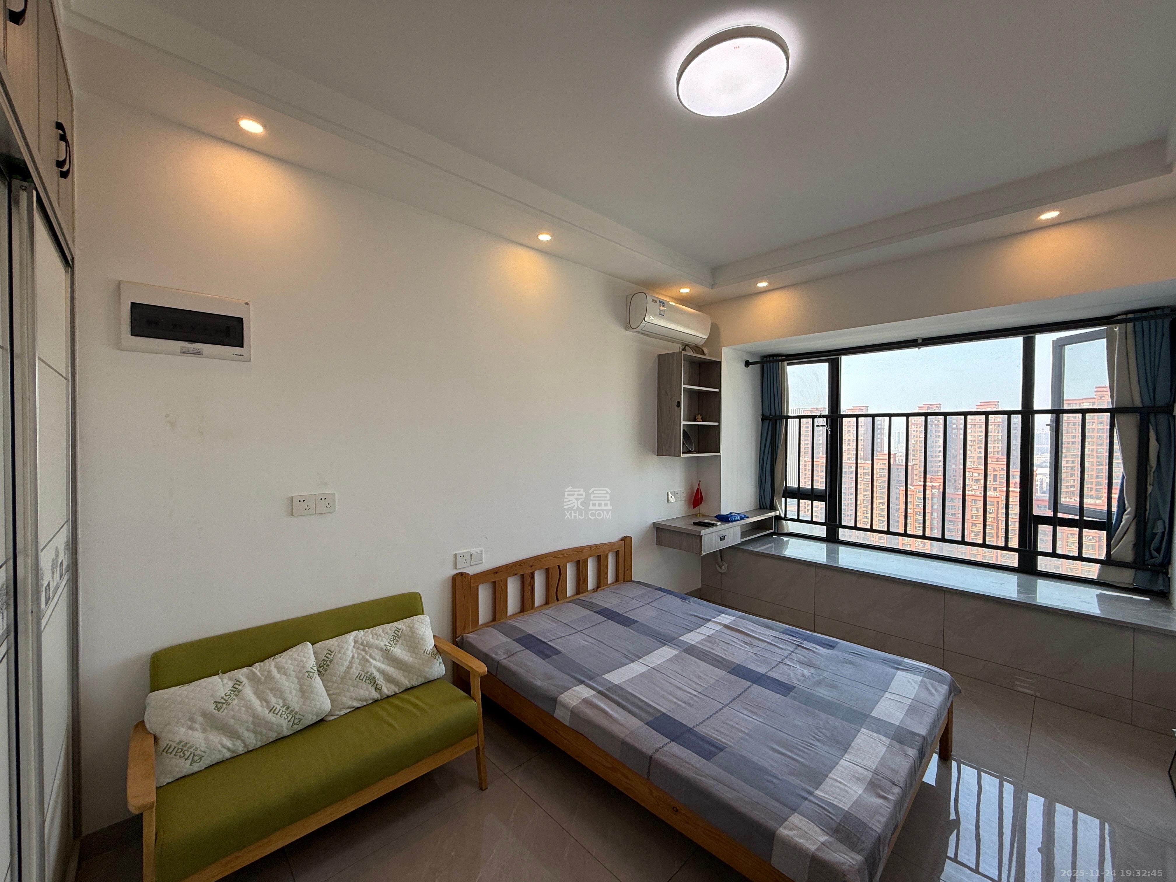 龙湖湘江星座(祺鑫星座公寓) 1室1厅1卫 1200.0元/月 龙湖湘江星座(祺鑫星座公寓) 1室1厅1卫 1200.0元/月室内图