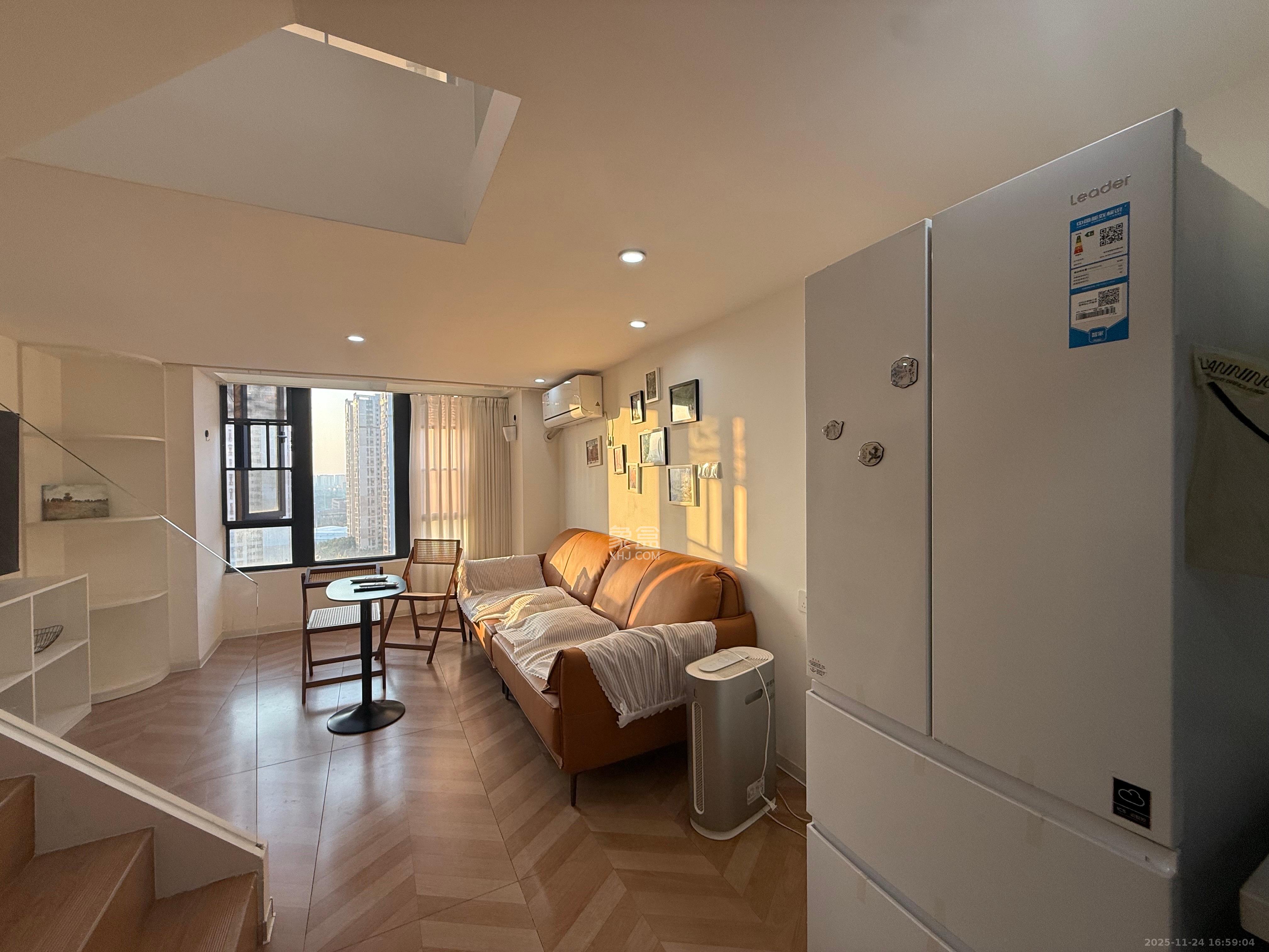 中海阅溪府  2室2厅2卫    2100.0元/月室内图