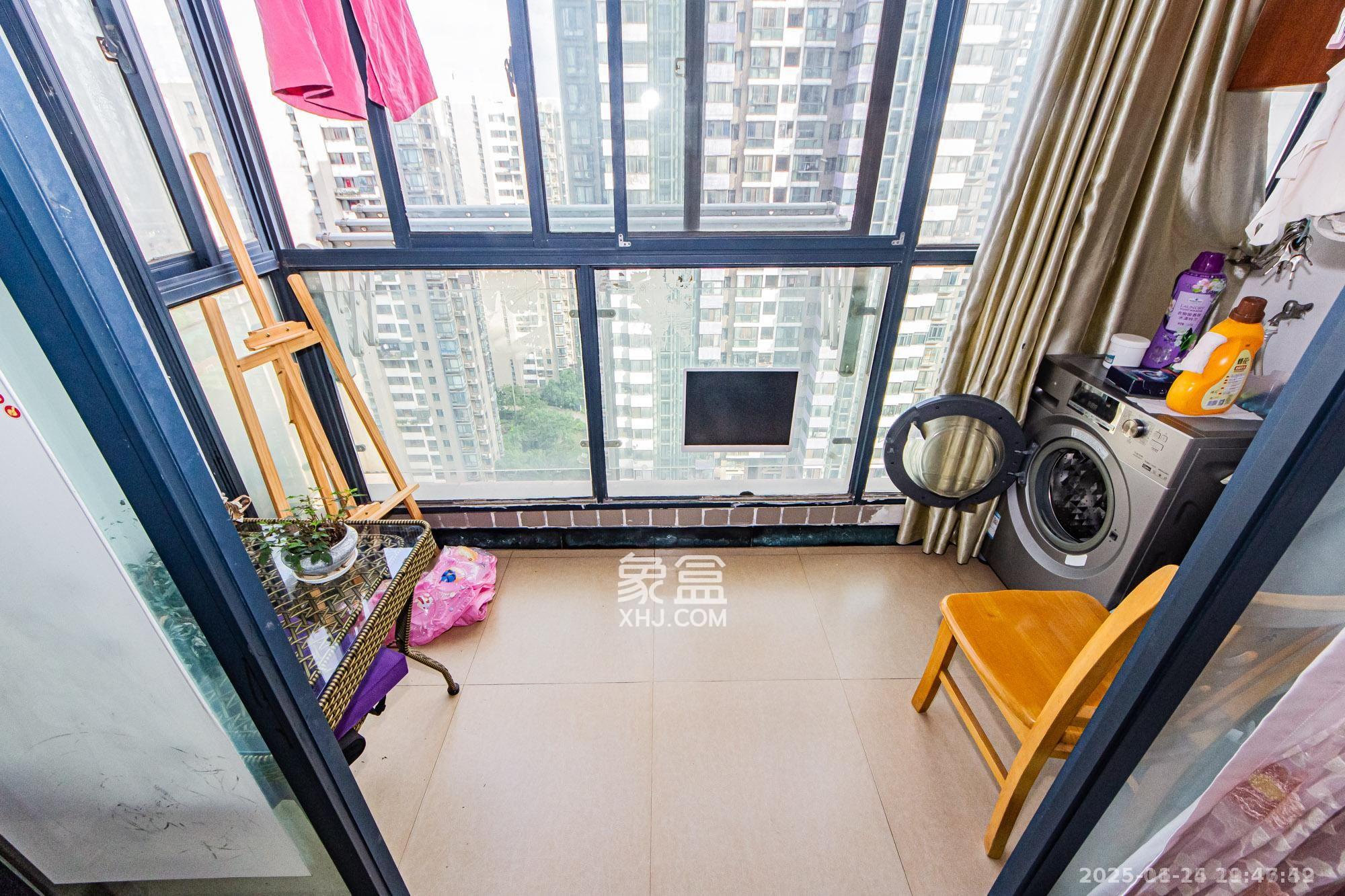 湘江世纪城赏江苑  2室2厅1卫    2000.0元/月室内图