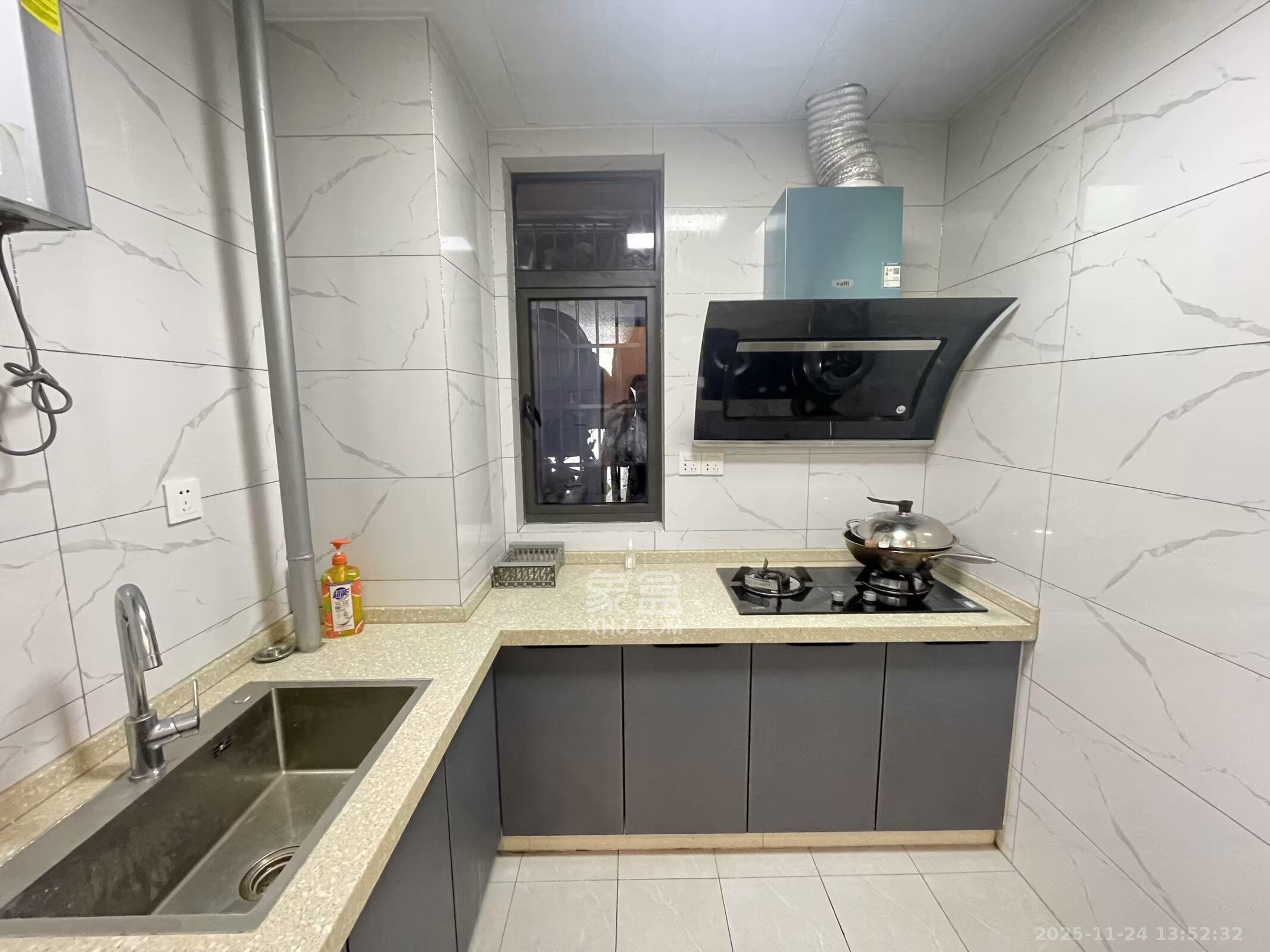 嘉雨兴园 2室1厅1卫 2800.0元/月 嘉雨兴园 2室1厅1卫 2800.0元/月室内图