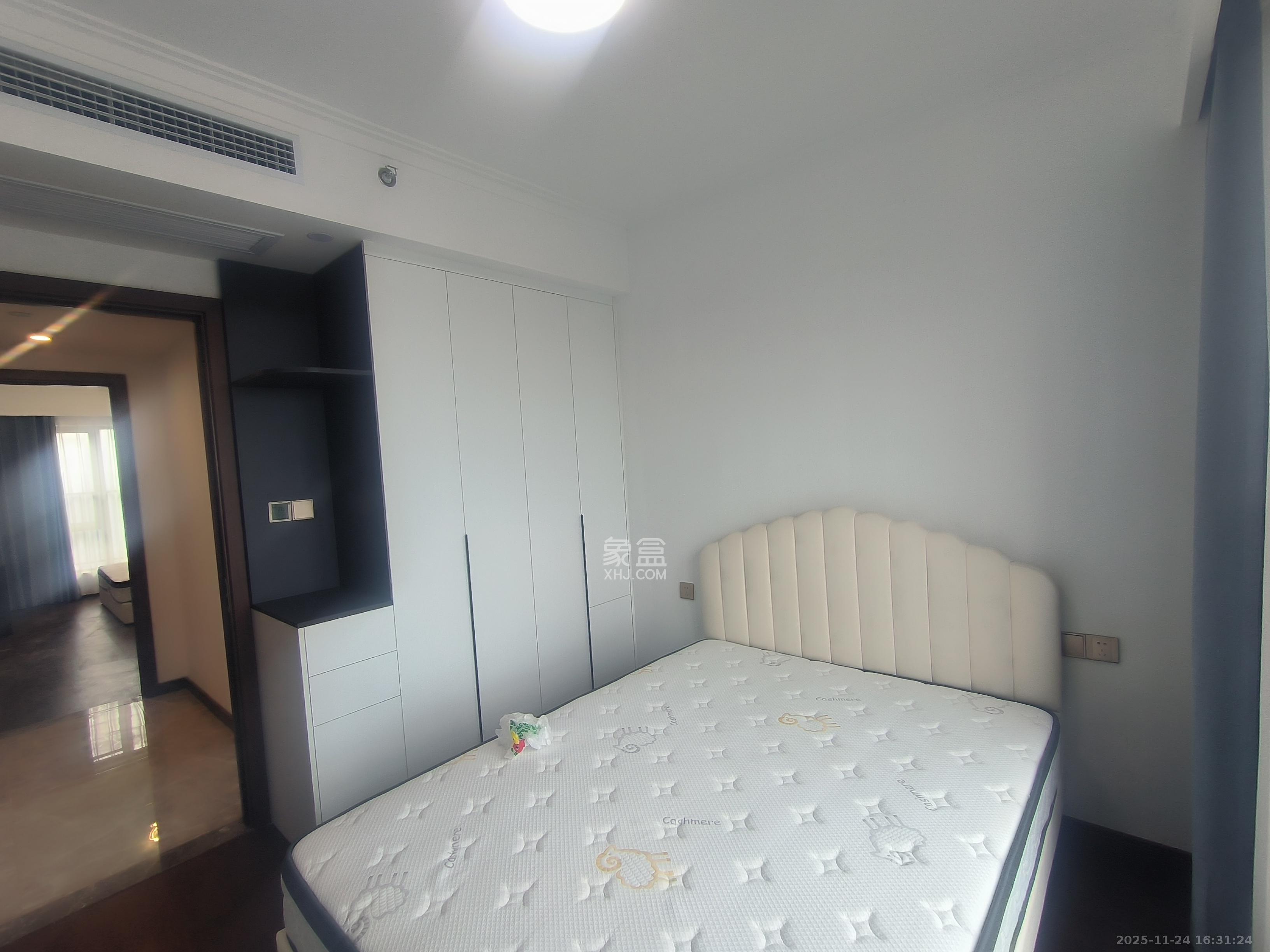 绿地长沙城际空间站（柏仕佳苑）  4室2厅2卫    3700.0元/月室内图