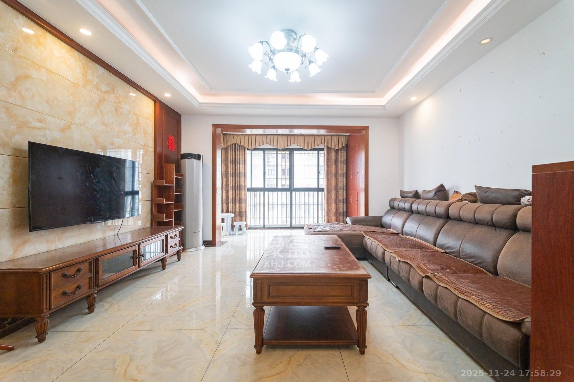 鹏基诺亚山林  4室2厅2卫    115.88万