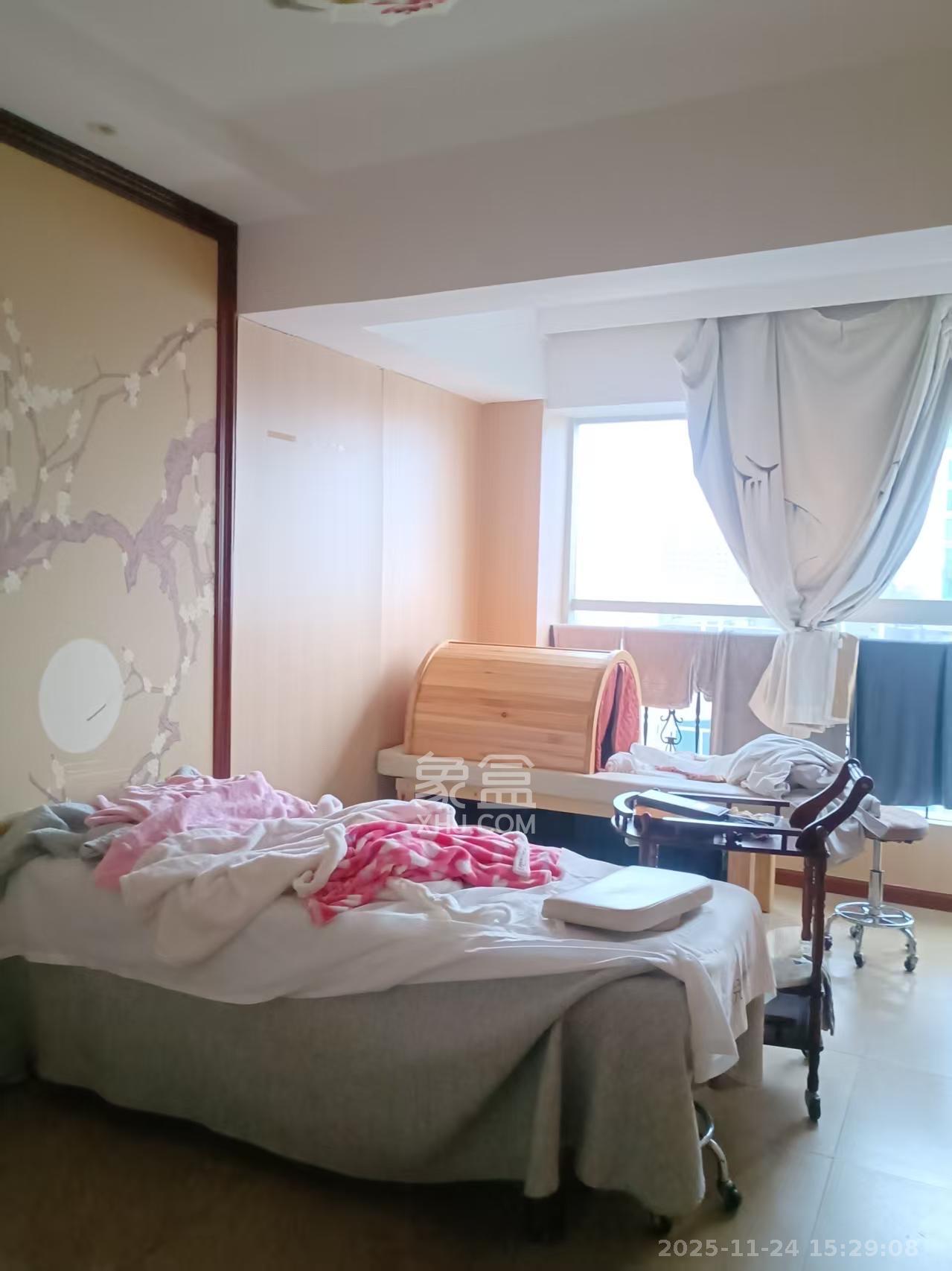 兴威名座  1室1厅1卫    3000.0元/月室内图