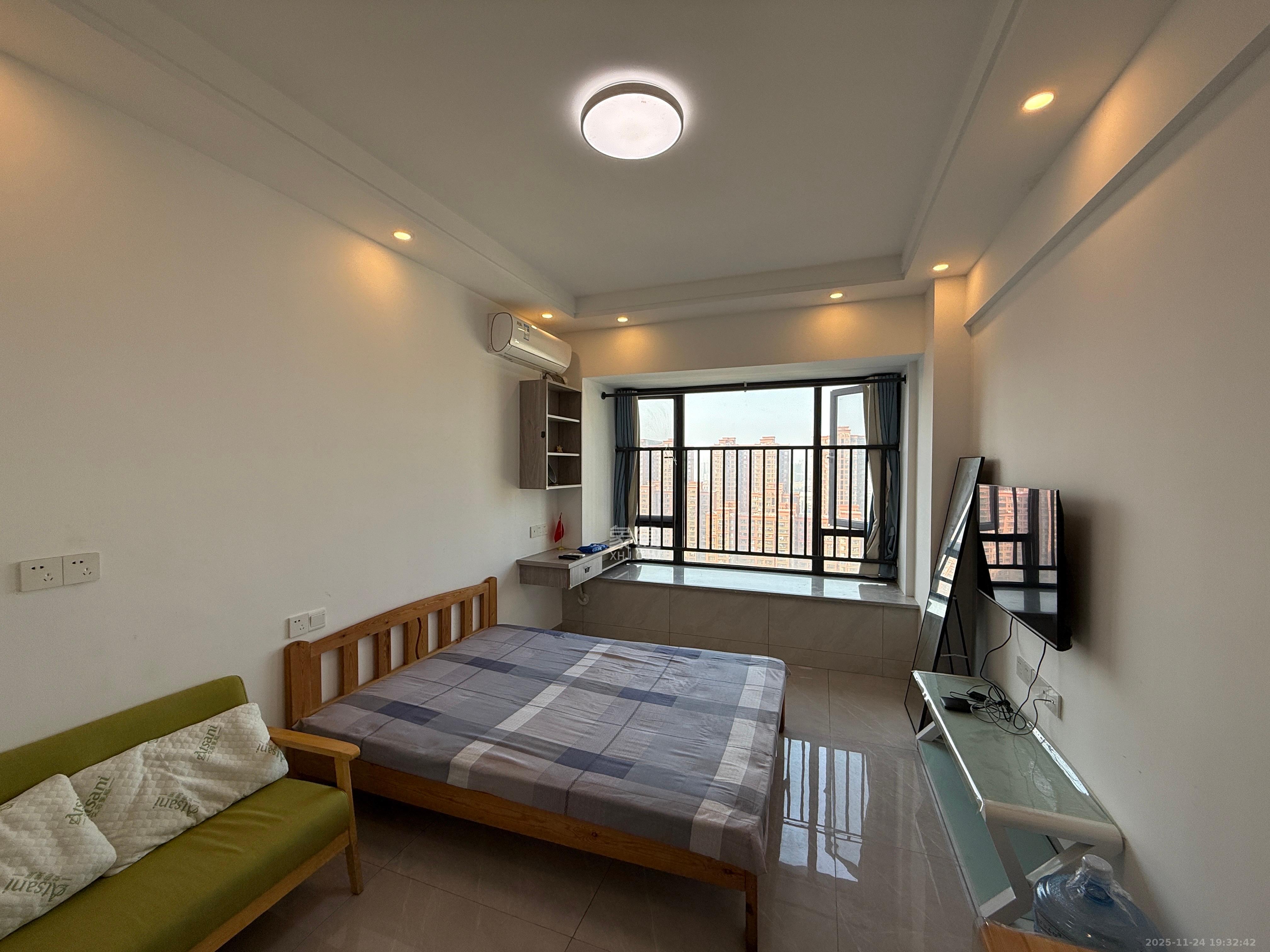 龙湖湘江星座(祺鑫星座公寓) 1室1厅1卫 1200.0元/月 龙湖湘江星座(祺鑫星座公寓) 1室1厅1卫 1200.0元/月室内图