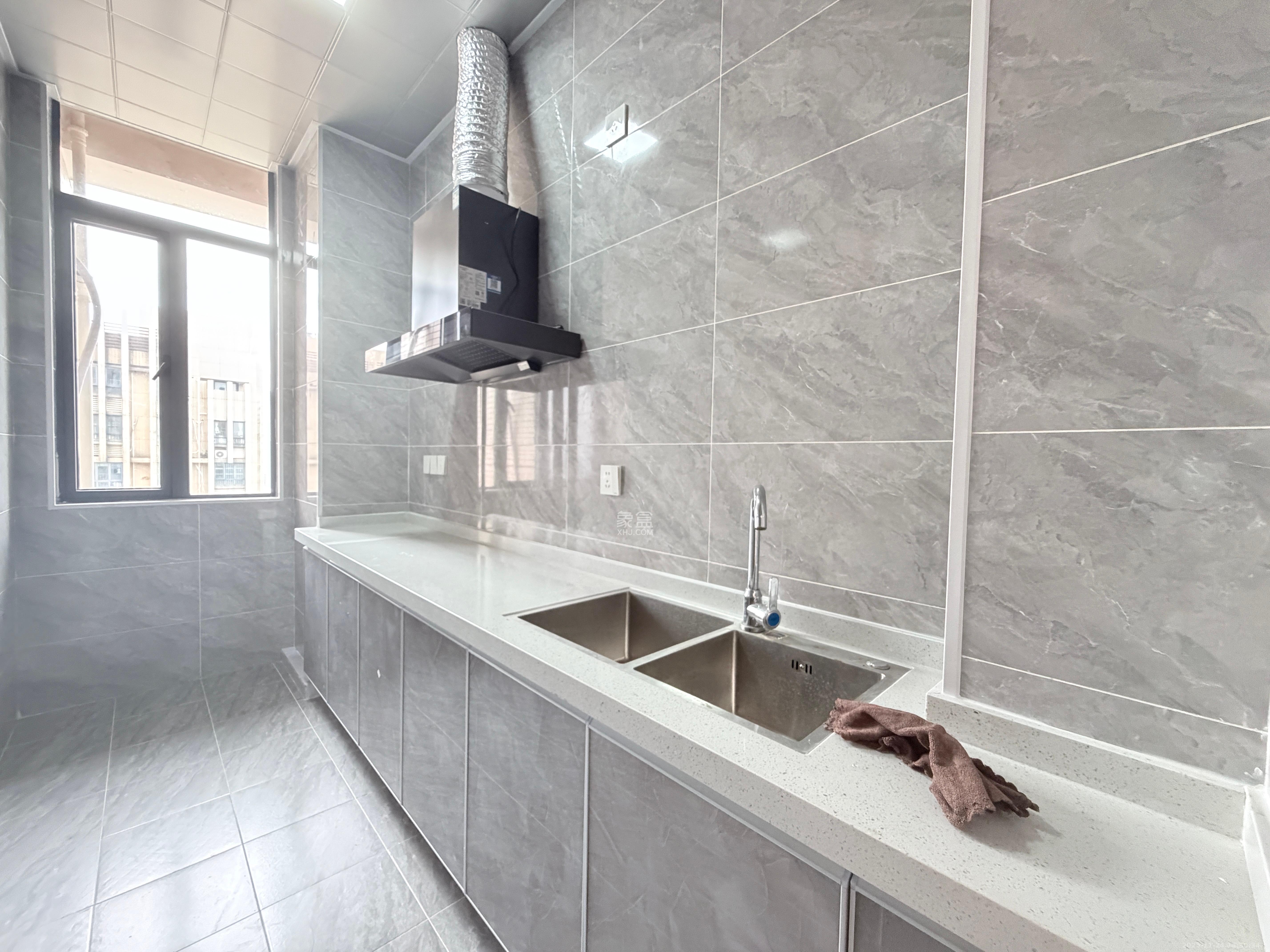 西子湖畔沃府 1室0厅0卫 1850.0元/月 西子湖畔沃府 1室0厅0卫 1850.0元/月室内图