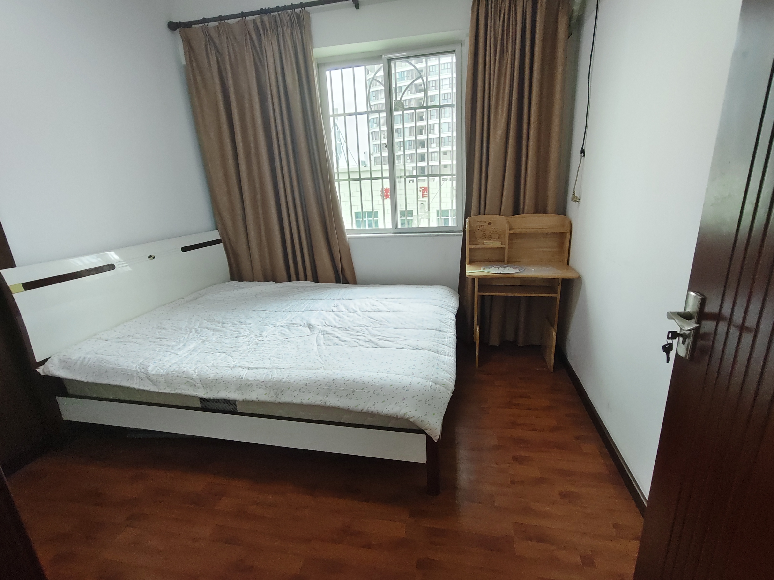 榕景苑 2室2厅1卫 2100.0元/月 榕景苑 2室2厅1卫 2100.0元/月室内图